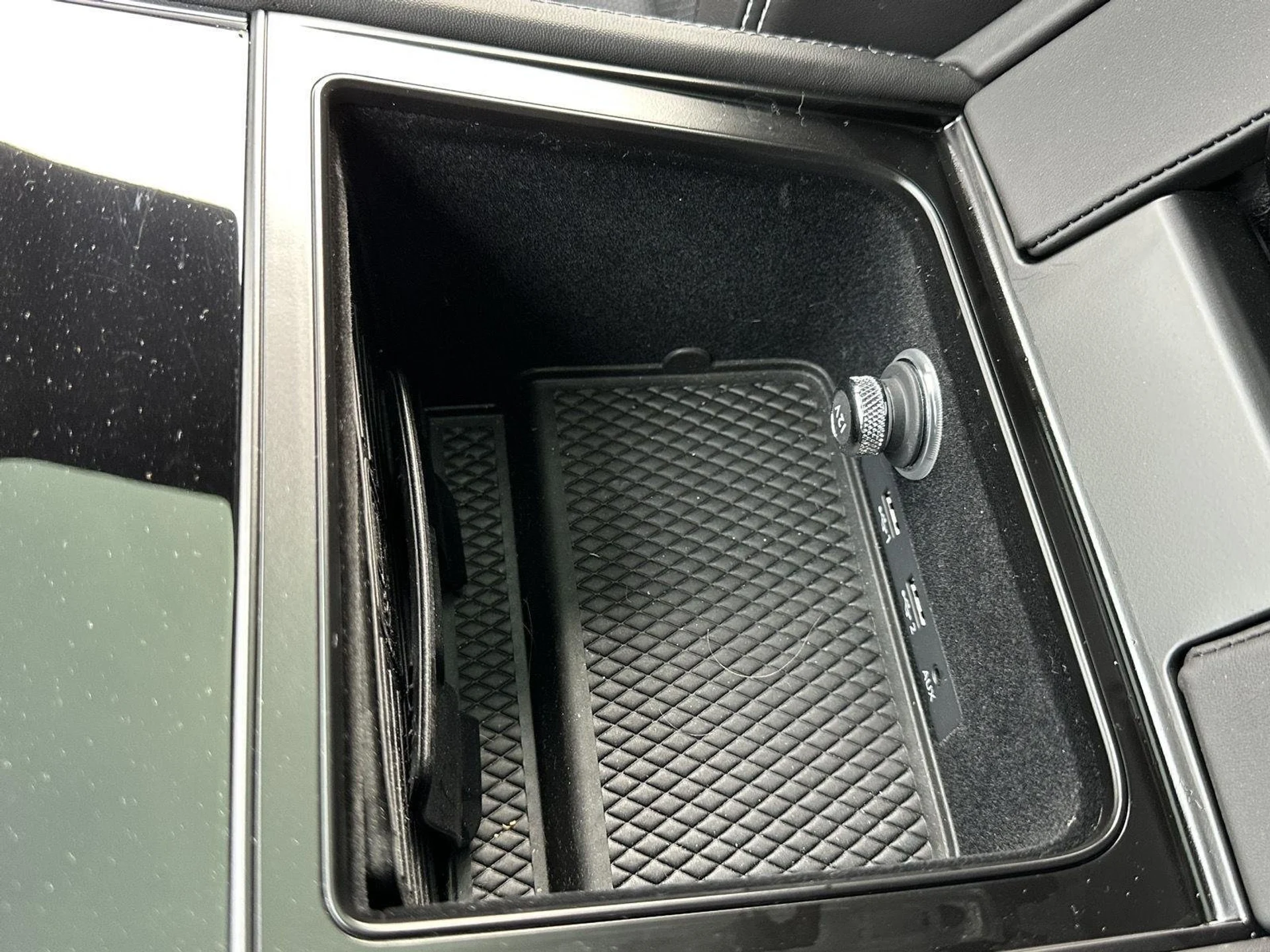 mph044_4261676928_8915bb0d11cbca713246f520a9c8767a_ef96843857