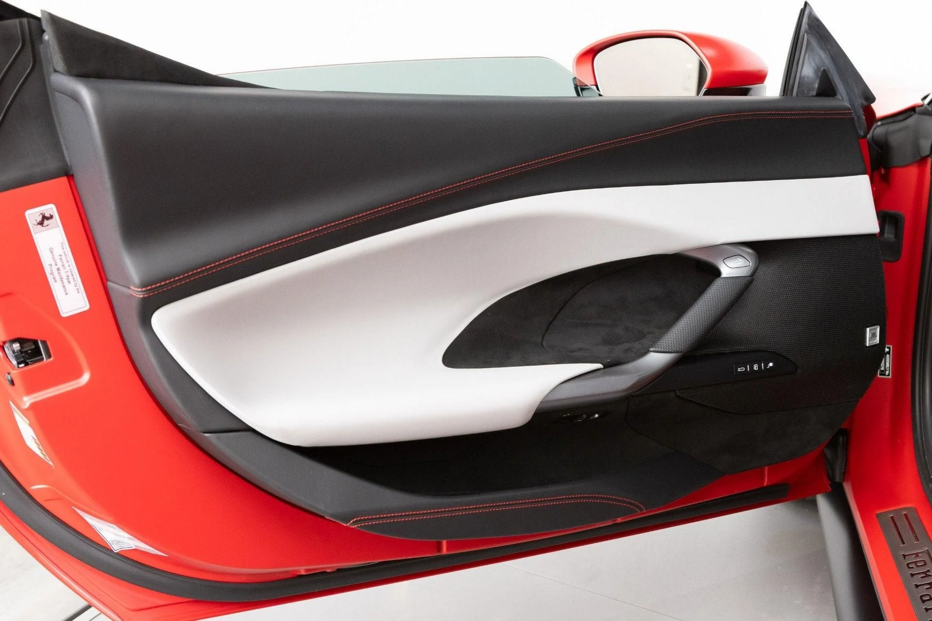 mph044_4262425689_Used_2024_Ferrari_296_GTB_1777367549_c100f2a09c