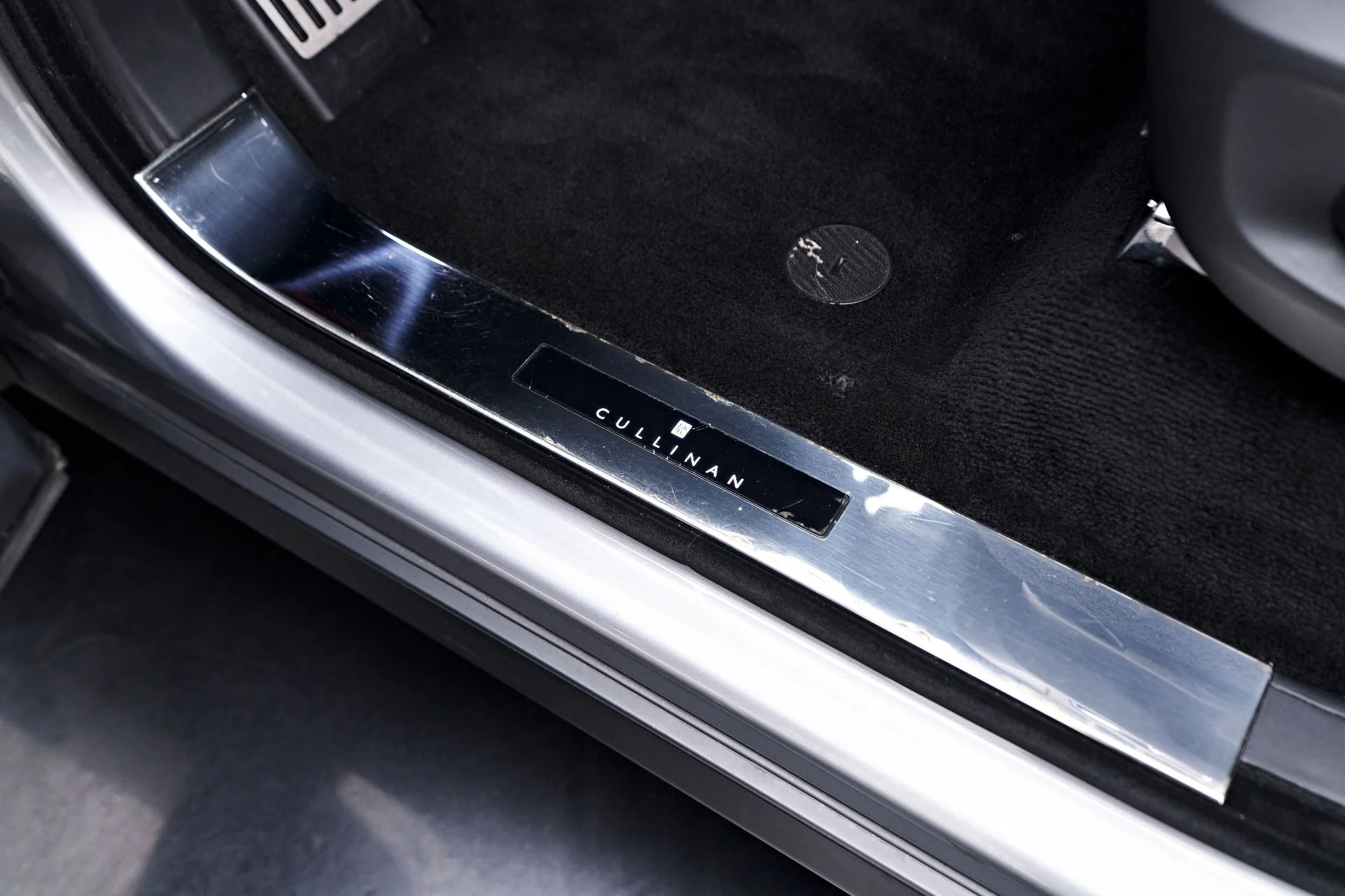 mph044_4285774638_Used_2023_Rolls_Royce_Cullinan_Base_1756252121_02a74013d7