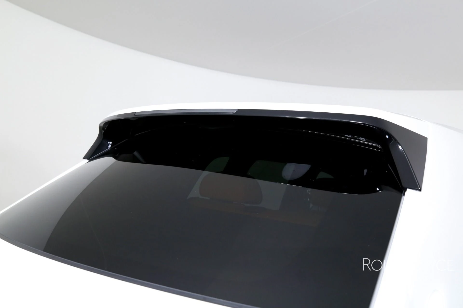 mph044_430391059_Used_2022_Rolls_Royce_Black_Badge_Cullinan_1764197182_db631cfc39