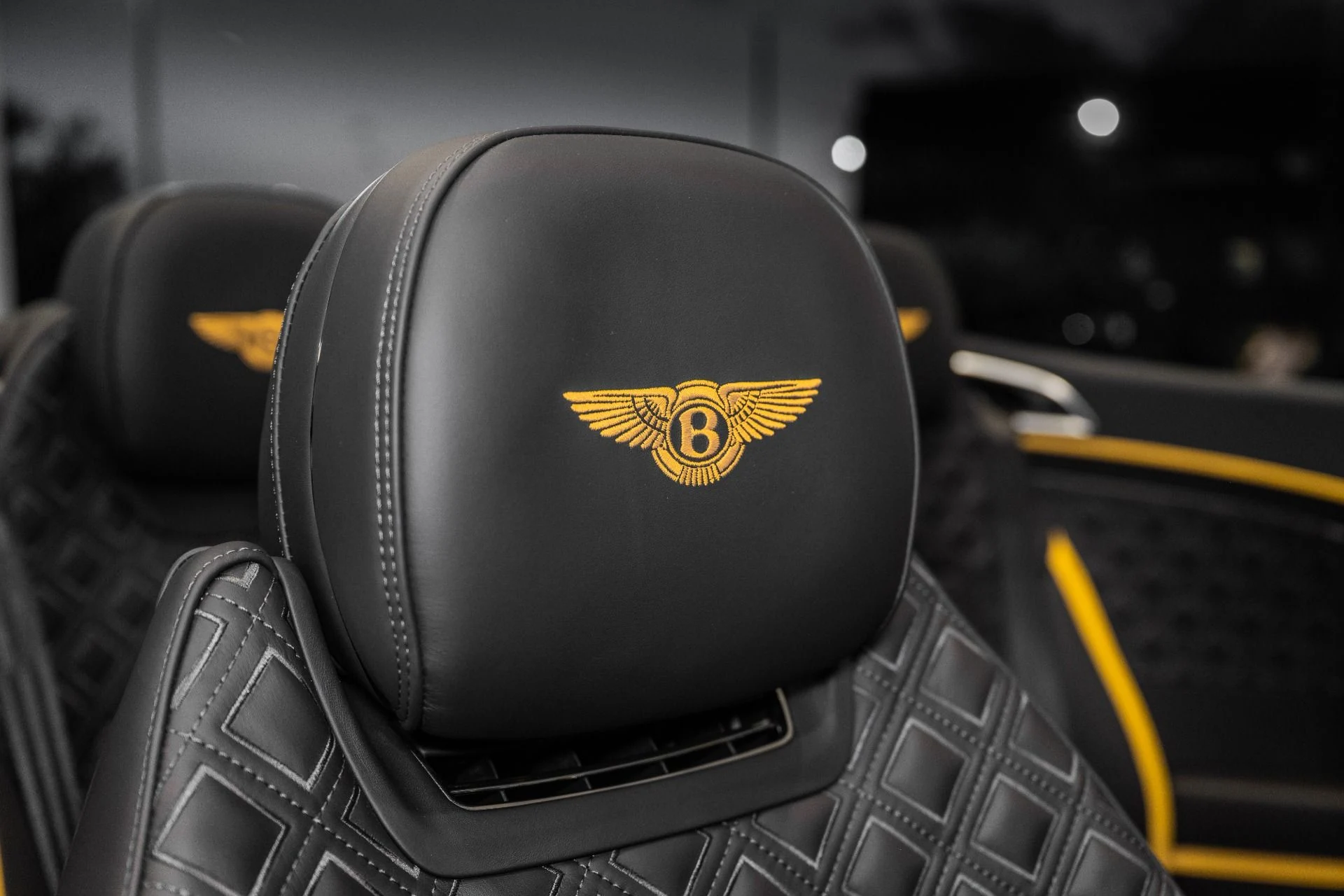 mph044_436994809_Used_2023_Bentley_Continental_GTC_Speed_1788879658_6bf08abf72