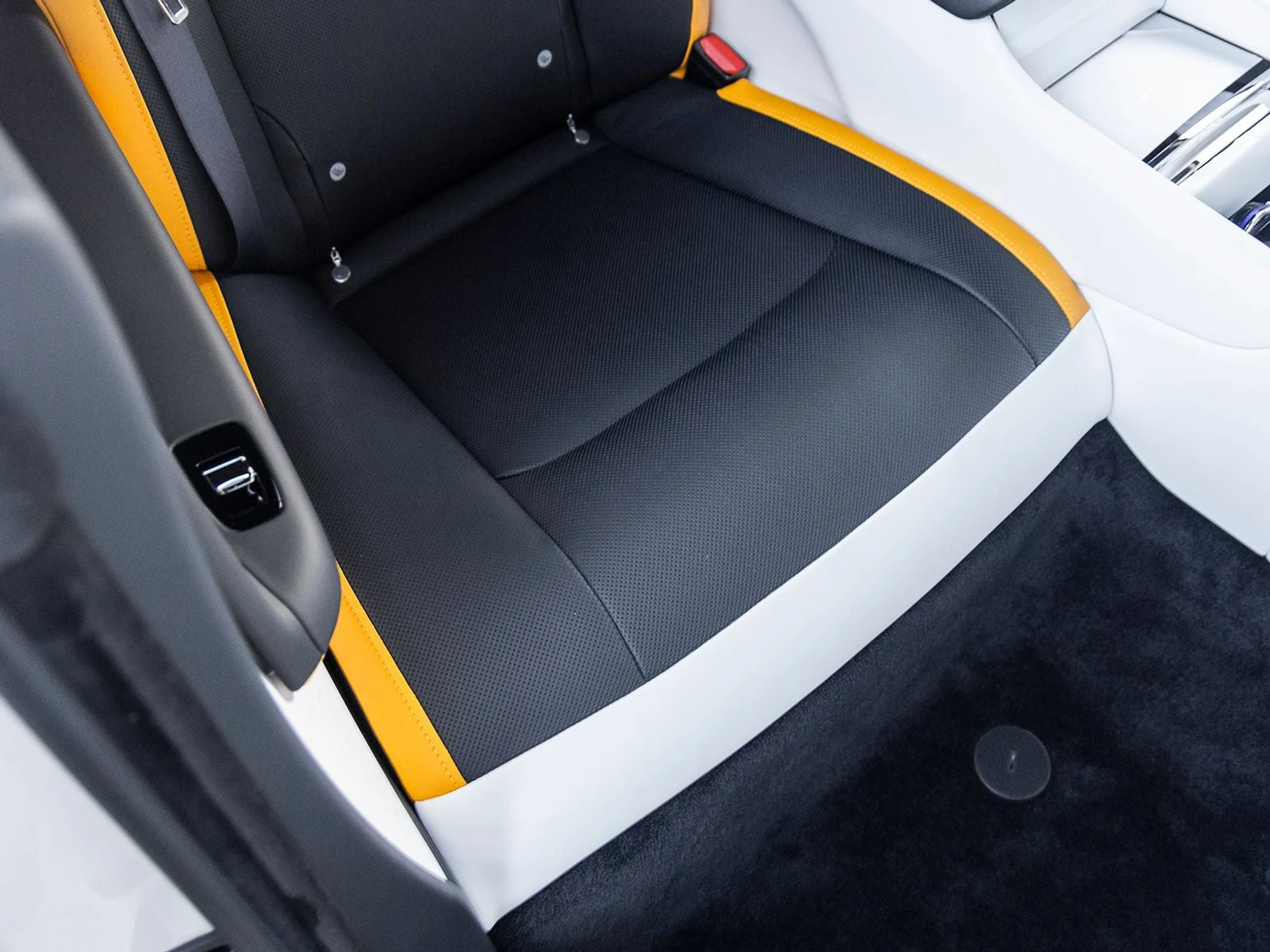 mph044_445425990_45_37a86ce7ec