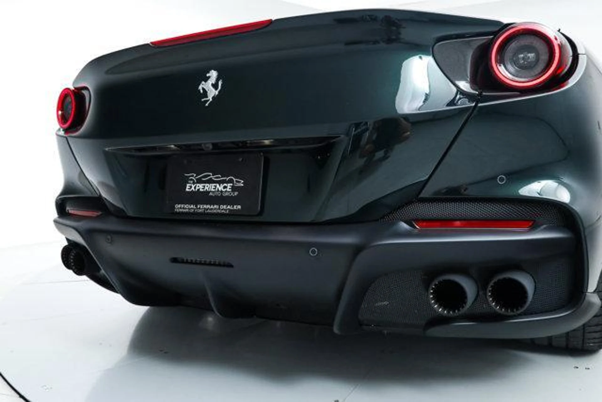 mph044_451166048_hs_Phvnk_Pf_R0_Jyjp4gg_JU_Ov9_Z_No_987ba46d33