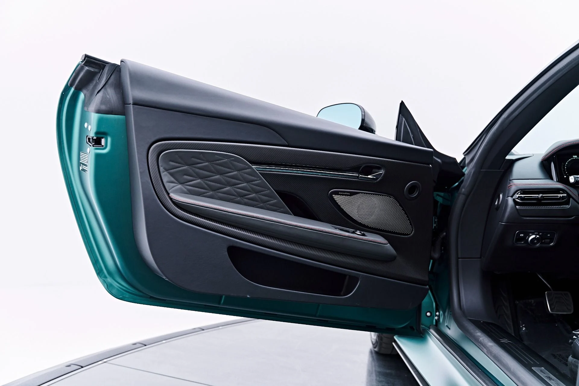 mph044_461825160_Used_2024_Aston_Martin_DB_12_1784769390_a01232c4db