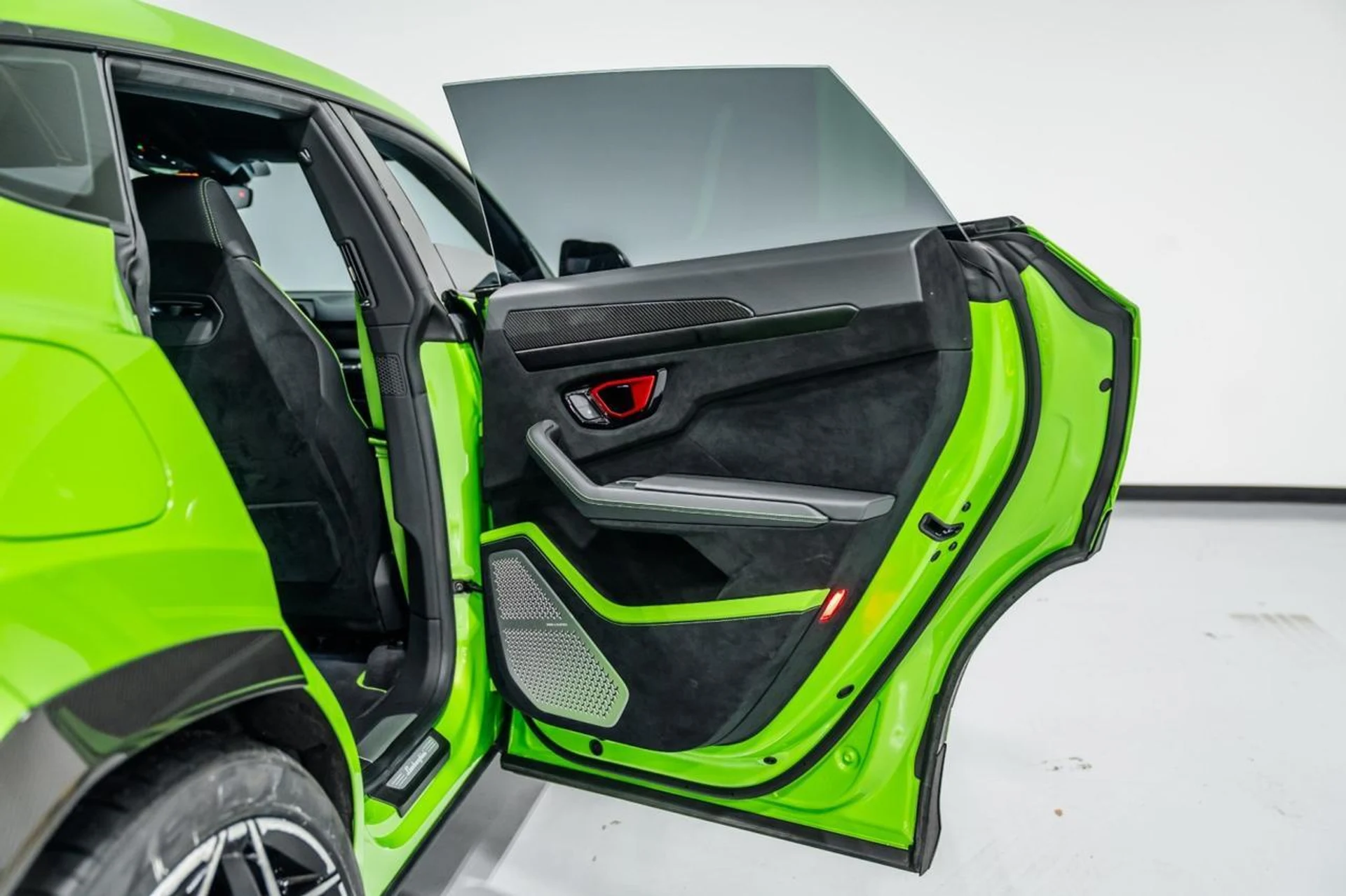 mph044_467192737_5dae76df0816bde47bb9cd2613dcd57e_0e6e6f0d0f