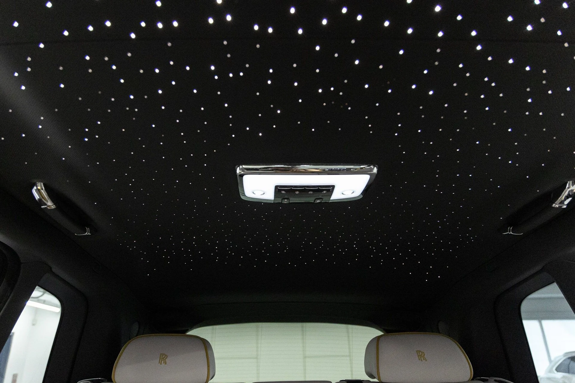 mph044_491145805_52119cf32808feaa0448877479b6b37dx_d38381e71f