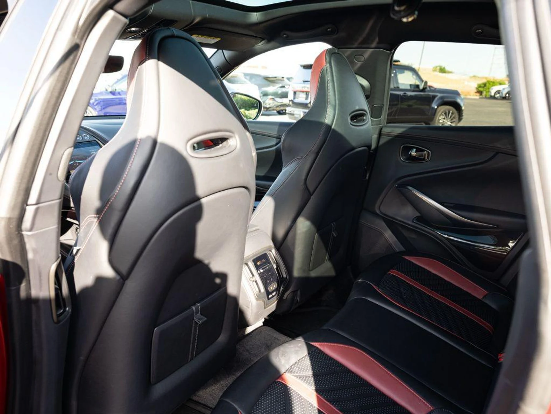 mph044_50388242_507797819_69e1053a0851751bfabf9bb0_4be07fffb9