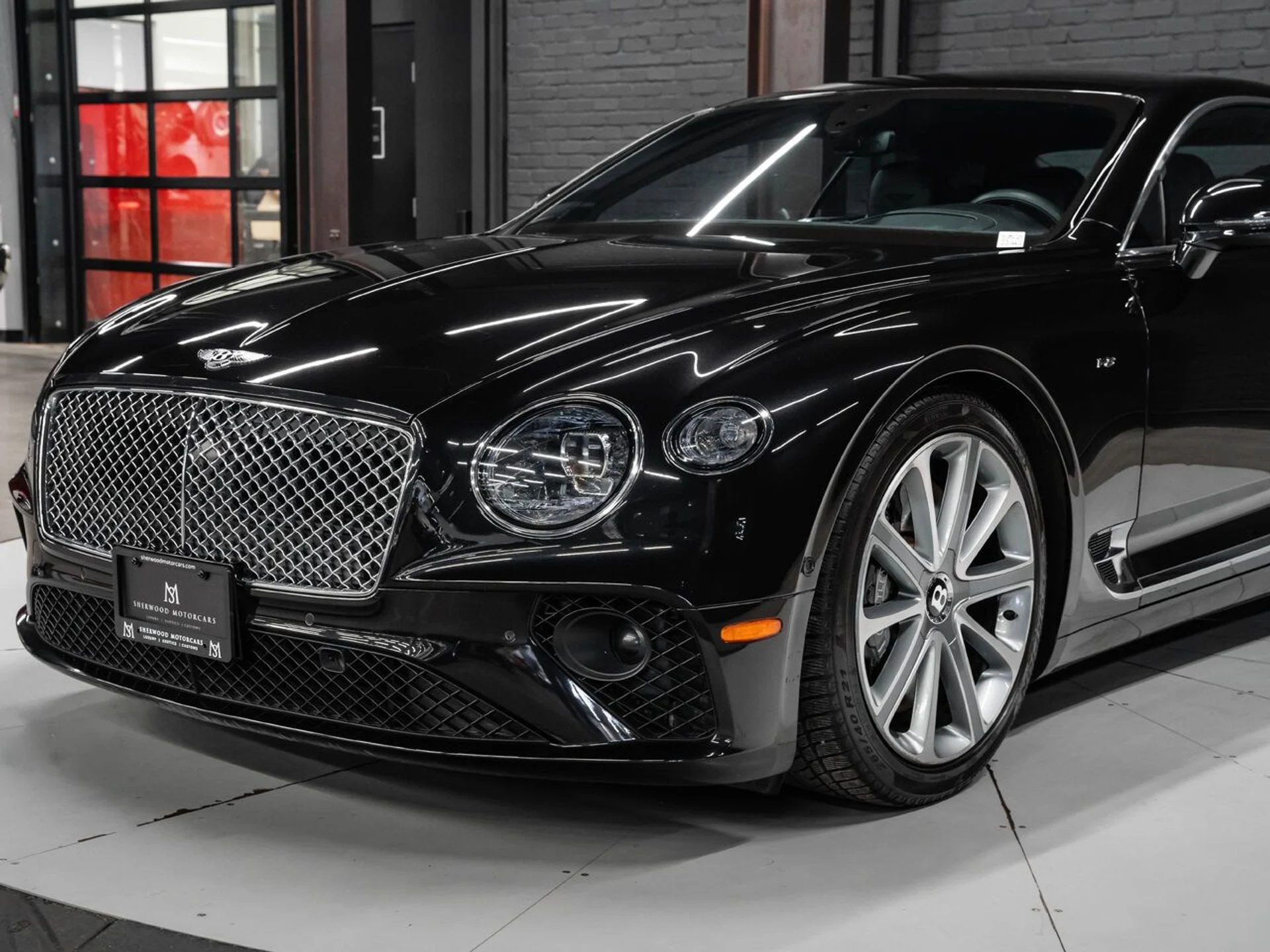 mph044_505265693_bentley_continental_2022_53a9bd6ee6