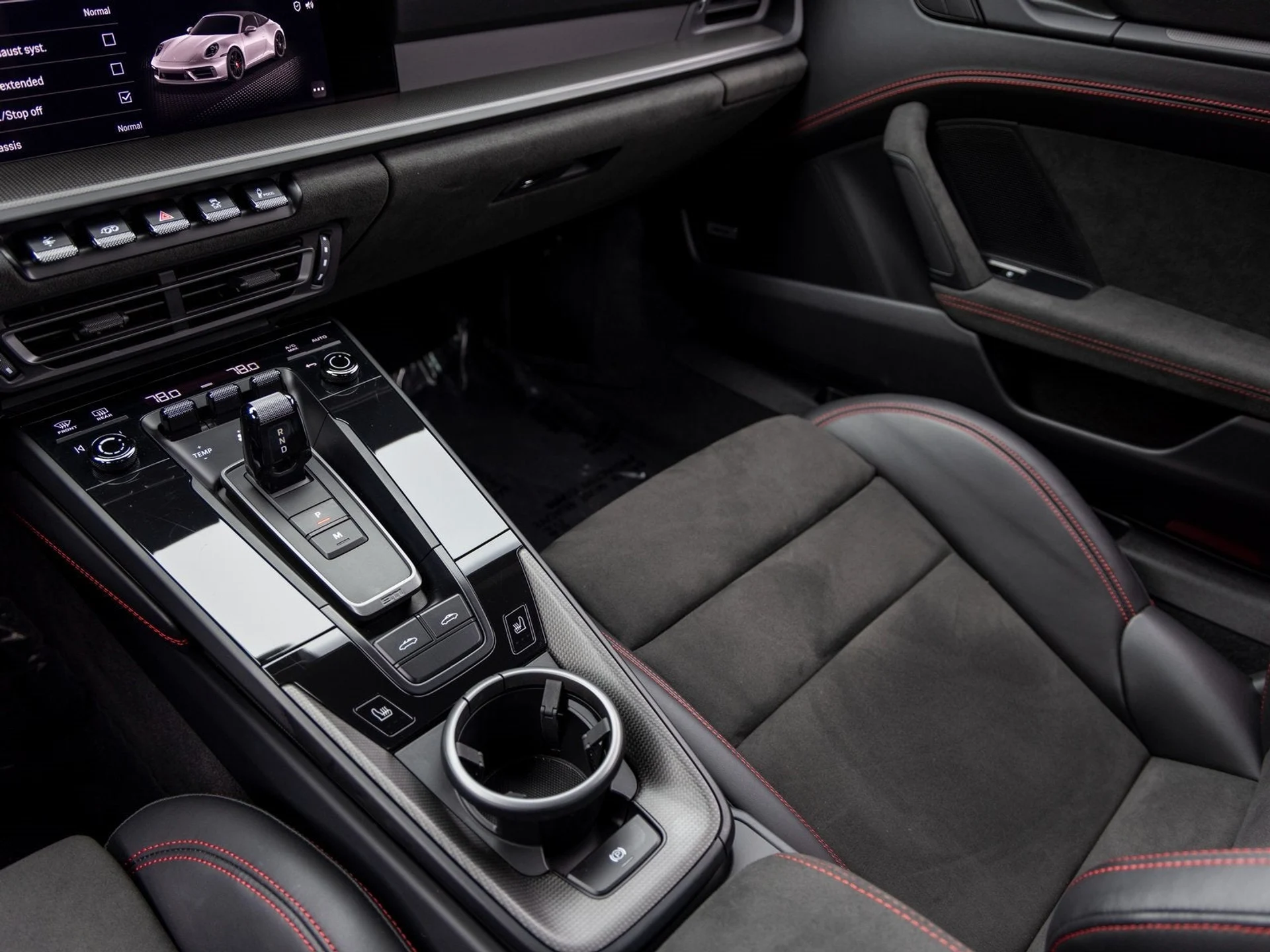 mph044_524207283_45_5dc42b3611