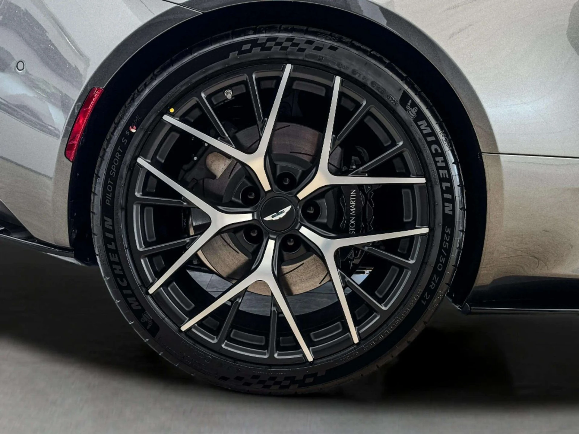 mph044_574159961_d1856e7b_c0db_4ba6_9d38_023e42940ac0_c2a9400b5d