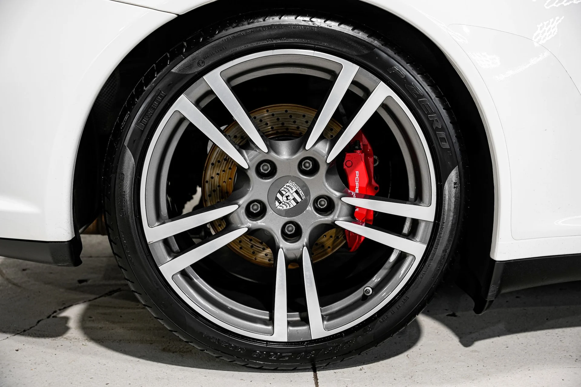 mph044_594927679_dba2128ec96577871ce86afdcbb497b0x_00e492422d