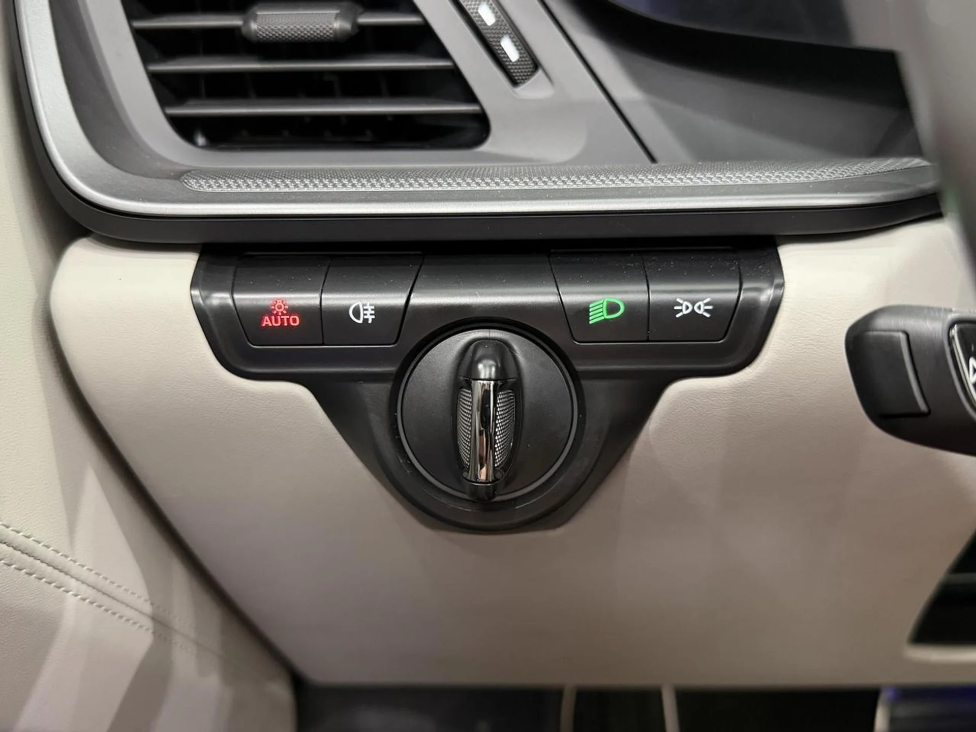 mph044_601336339_0fe8c9d270ba4b8ed59ee476987f631e_1348aa25e4