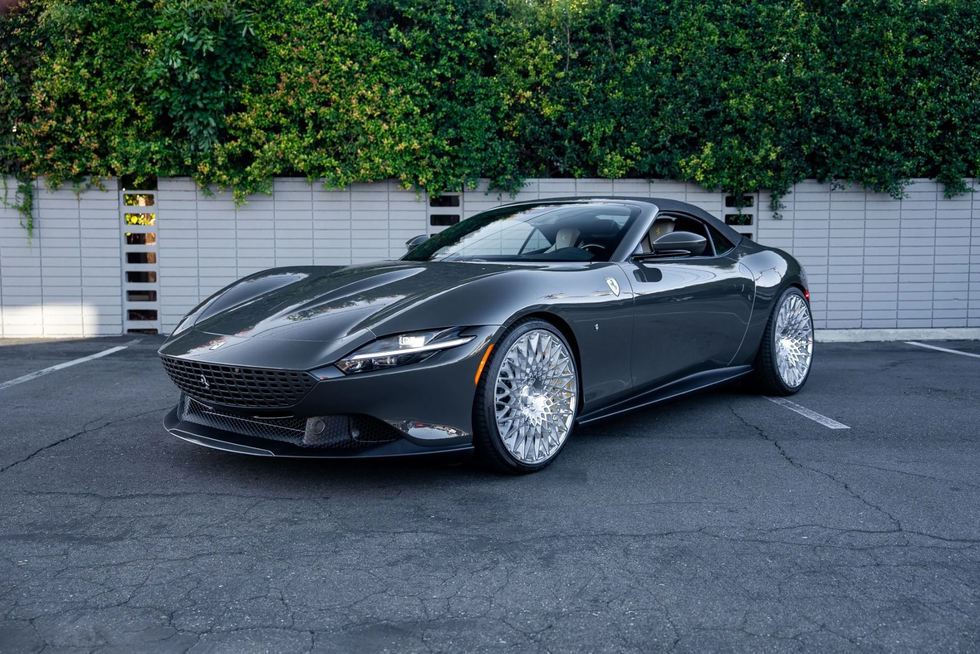 mph044_624913359_Used_2024_Ferrari_Roma_Spider_1764029044_b9b6977d14