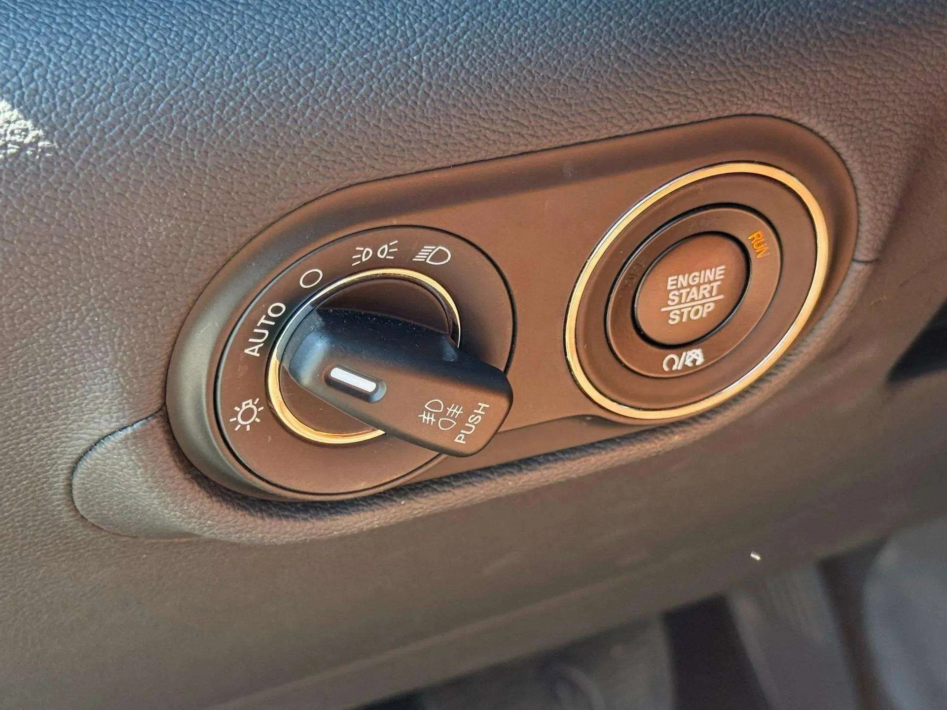 mph044_631121479_66abda8843d04d20a3fd9b282a6ef3dd_19e7808733