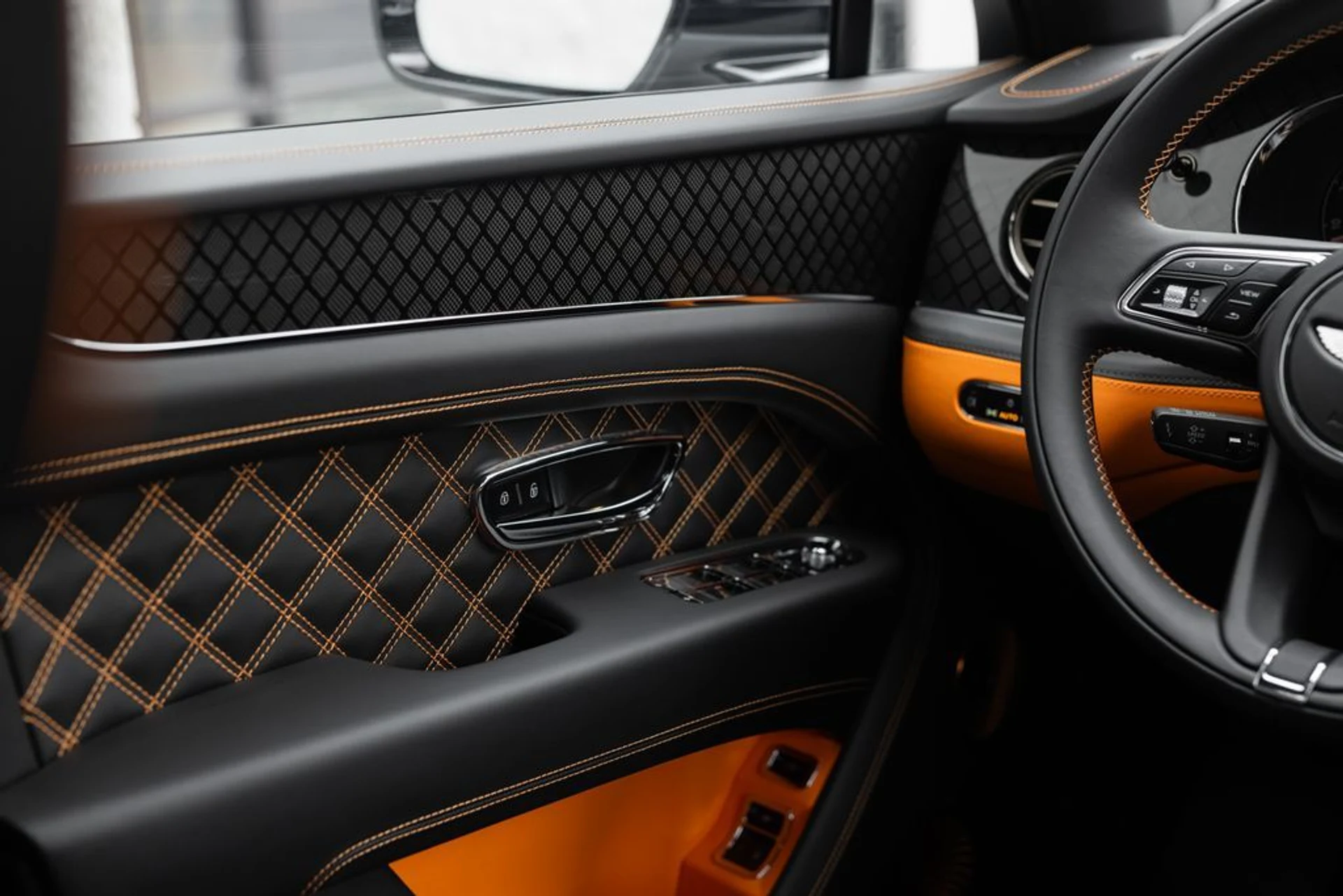 mph044_646341976_5cedb61767bc2cc3fbeee6c75ca1e621x_5286dd2e27