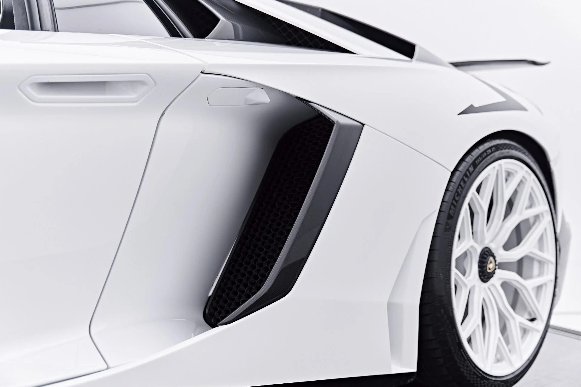 mph044_646373023_Used_2016_Lamborghini_Aventador_LP_750_4_Super_Veloce_1785199450_c9db2961f7