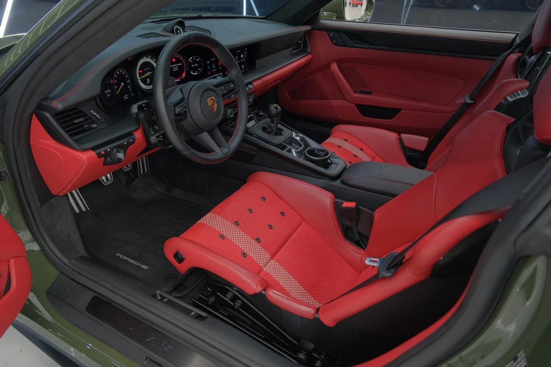 mph044_655403087_a6721df81a55672edf4928185f8e7f7e_f041c0029e