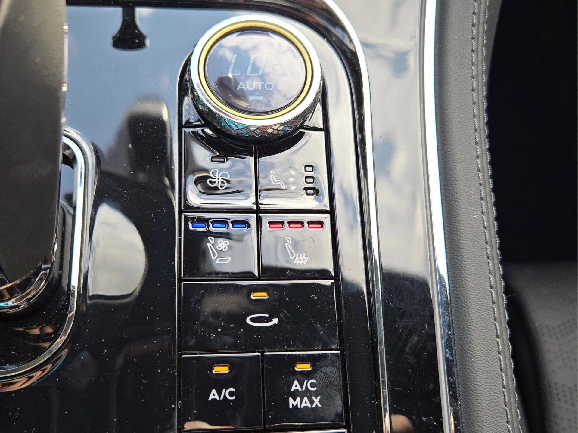 mph044_664285506_ce09b2c1e8758c1b667801d7761c8b70x_8ab7312d0c