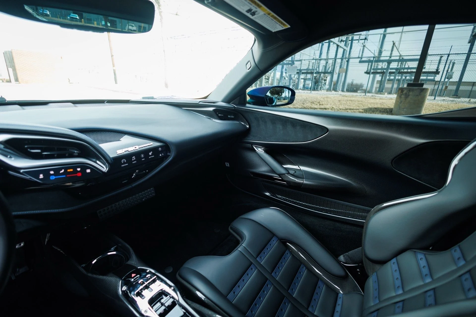 mph044_665139075_d6bcaa57e3a1bd407e296730f6f15573x_1a42954399