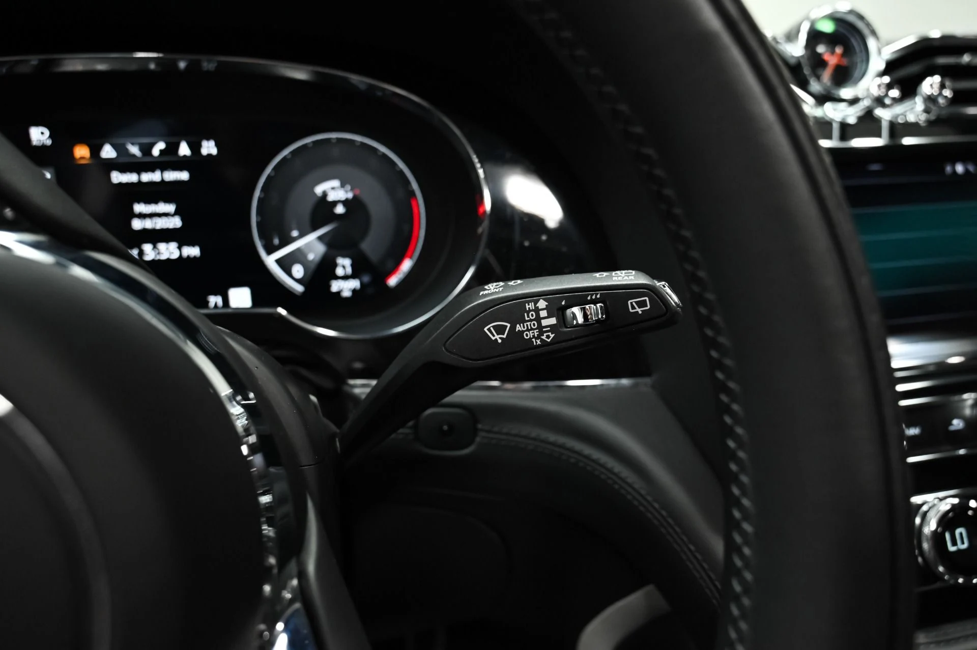 mph044_6688641_Used_2022_Bentley_Bentayga_Speed_1758039444_65556a6f23