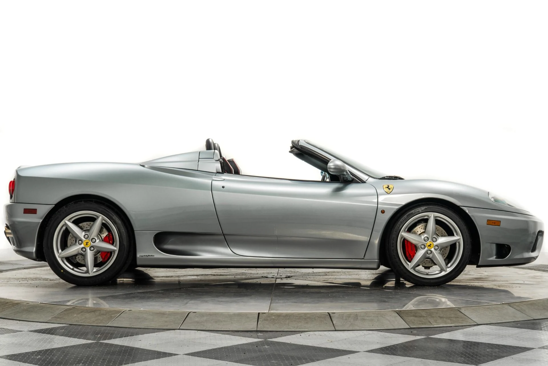 mph044_671750334_Used_2001_Ferrari_360_Spider_1760015223_40cdd1c05e