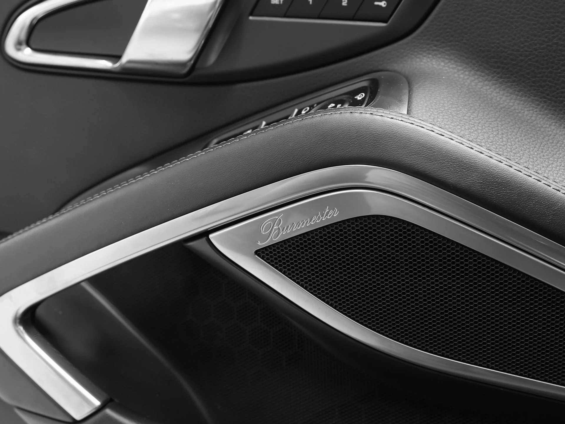 mph044_67271480_45_d4027bffa7