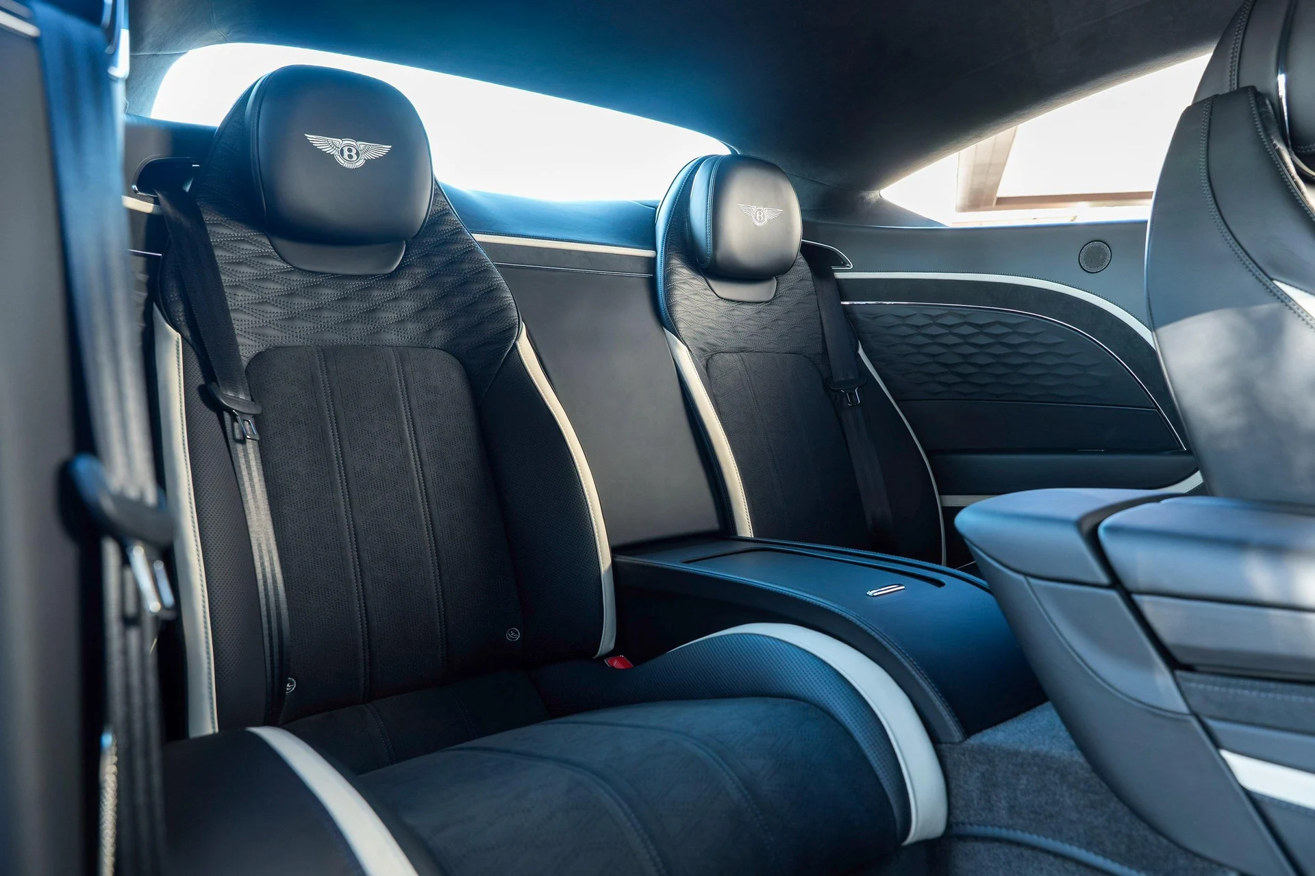 mph044_68273343_477619927_69561c8ff80080d0668be29e_7fa1b4d89b