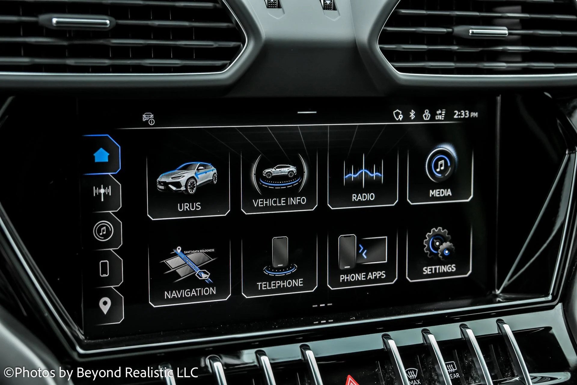 mph044_686876646_Used_2024_Lamborghini_Urus_S_1766655600_0e2d178b95