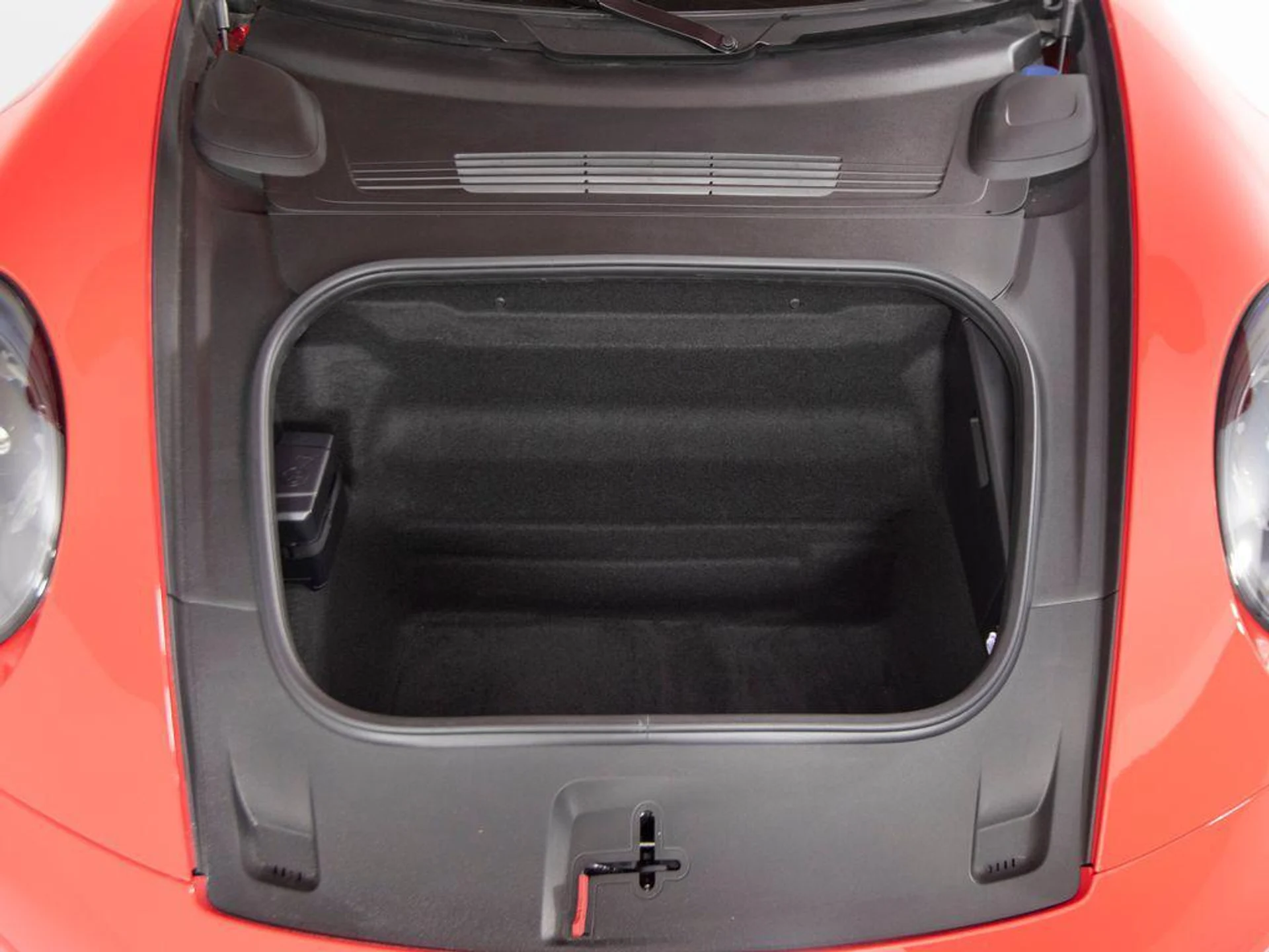 mph044_687902689_Ft_S_Ov5_C_Crwuevb_Ps0_L_Vl_Cl0_OV_Sw_bdcb783197