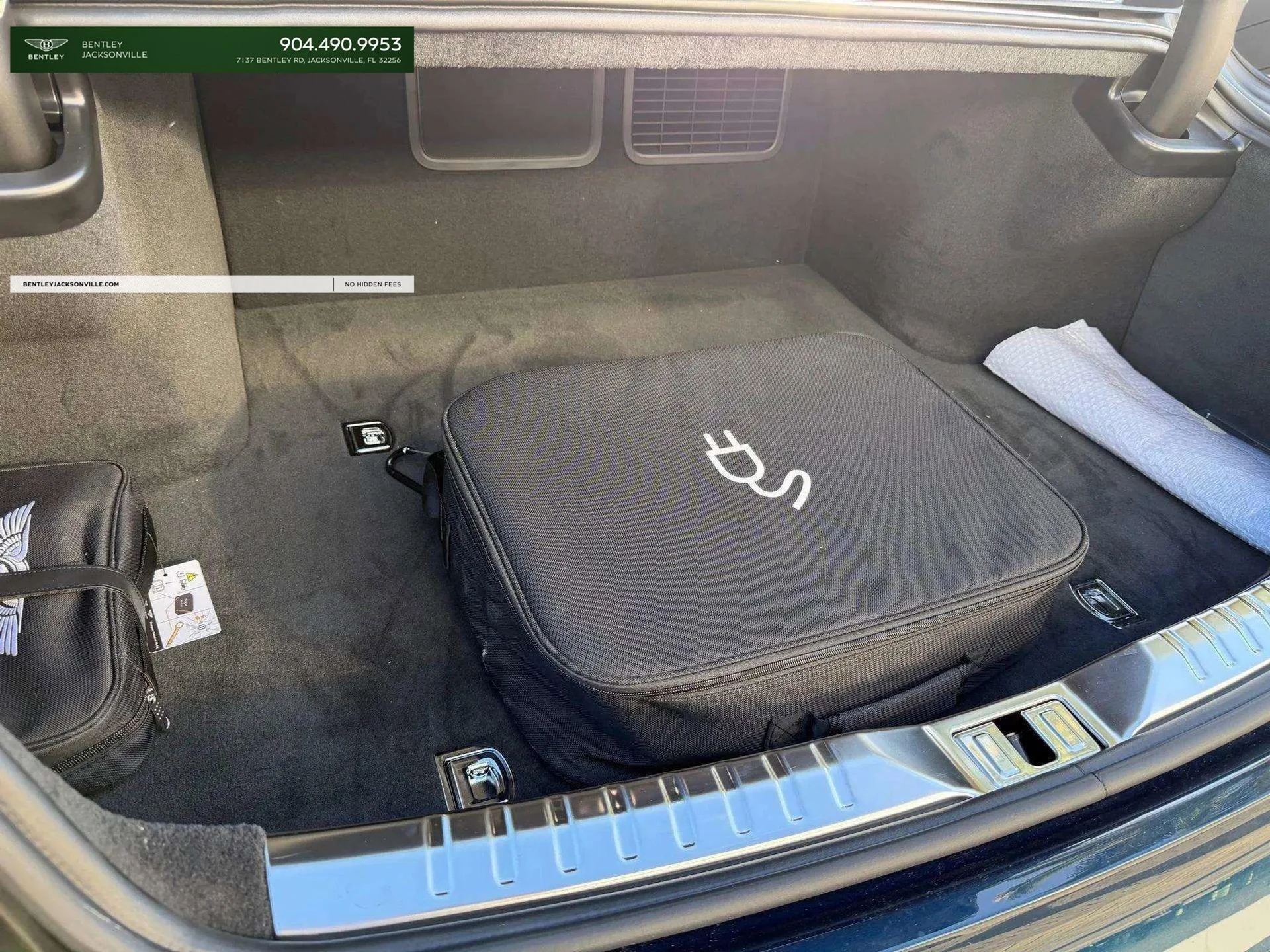 mph044_700389003_a3d939aaa1ee4c9e9066925524cf8b6c_cf3874beb9