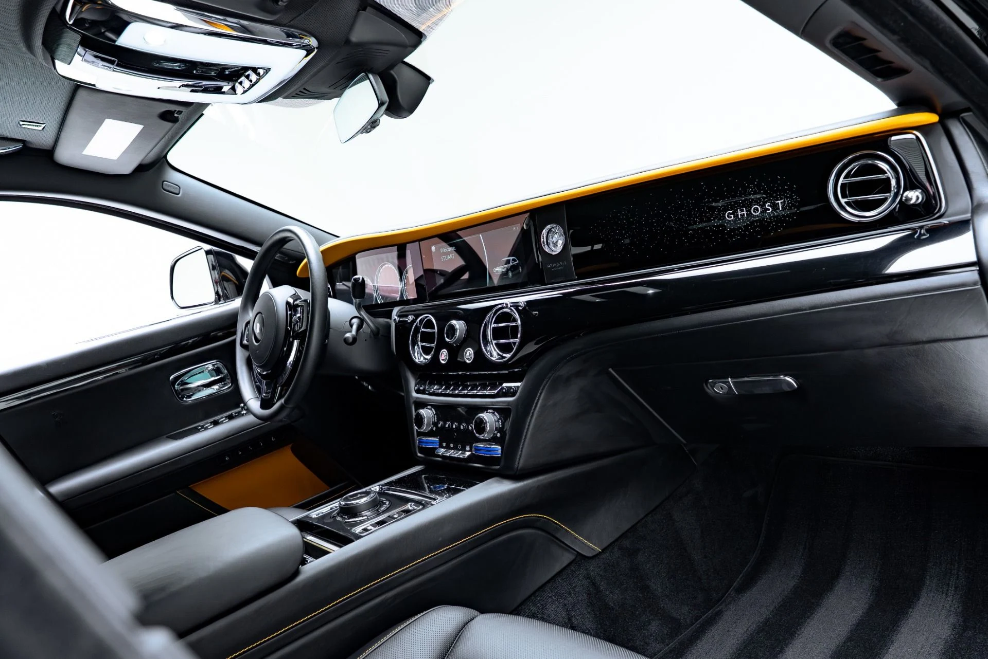 mph044_707404732_Used_2022_Rolls_Royce_Ghost_1776983451_b5319ed806