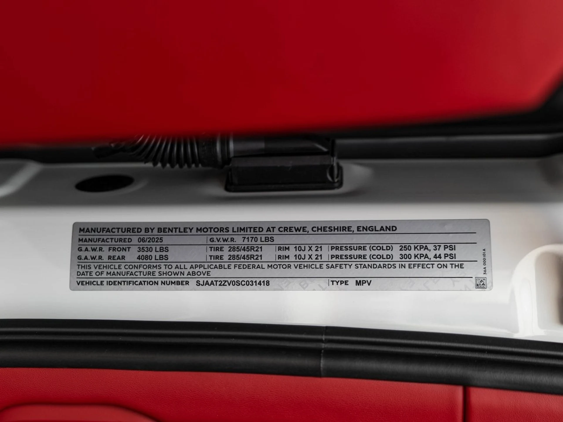 mph044_778966155_a3ebf5caad949f5f4741fda891fca169x_ee6383f90e