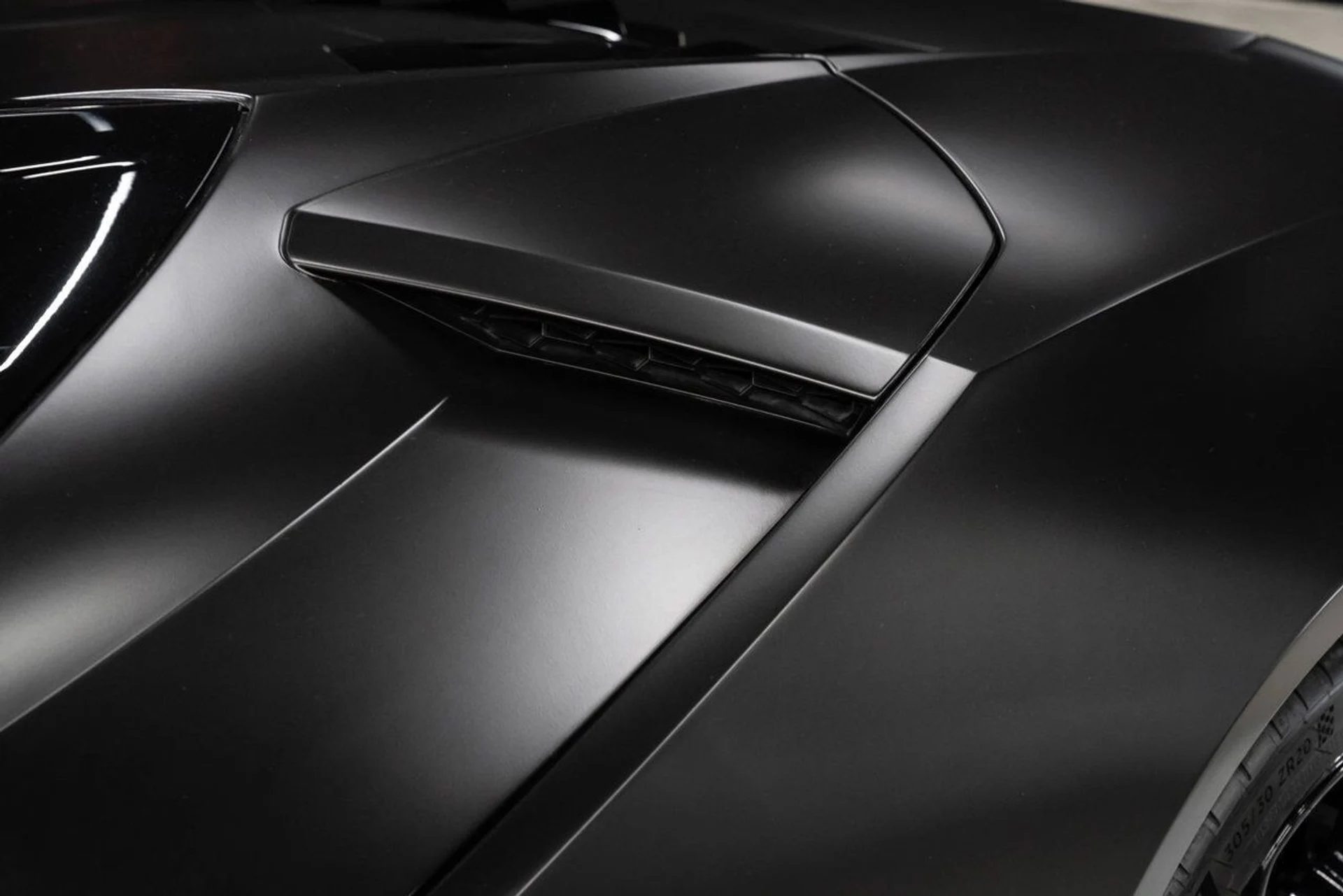 mph044_796933968_lamborghini_huracan_2016_98b57a9752