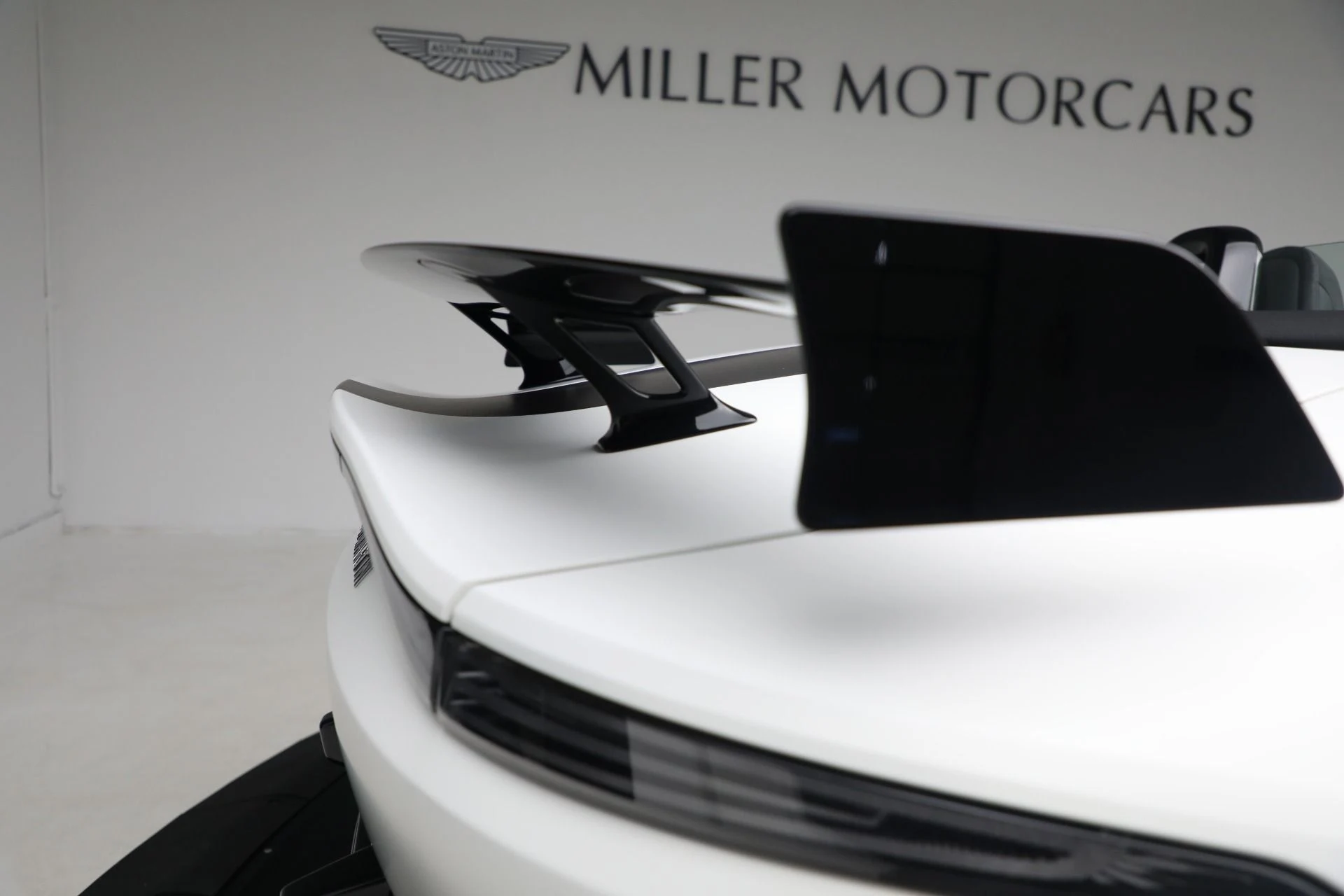 mph044_813382989_Used_2022_Aston_Martin_Vantage_F1_Edition_4136271396