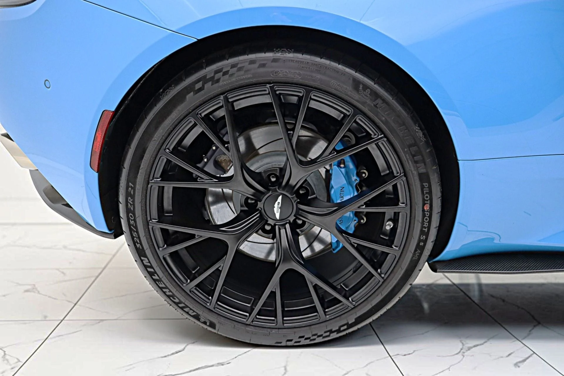 mph044_815787349_Used_2024_Aston_Martin_DB_12_Coupe_LEASE_OPTIONS_AVAILABLE_f5e5a199f1