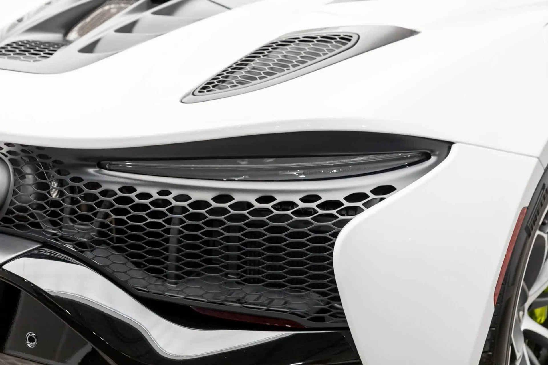 mph044_828678467_45_b7fd341b34