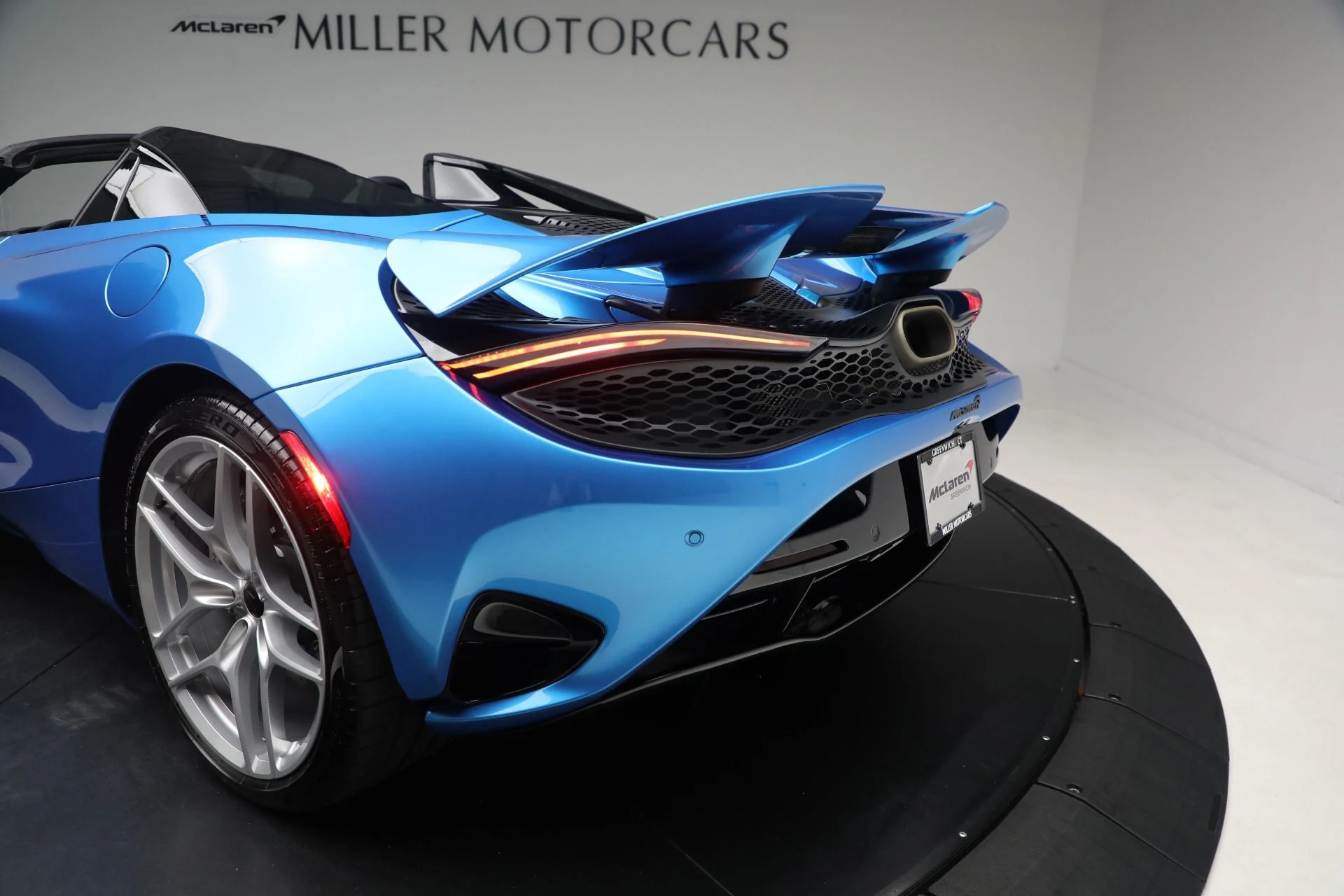 mph044_832284060_Used_2025_Mc_Laren_750_S_Spider_Tech_Lux_41532326dd