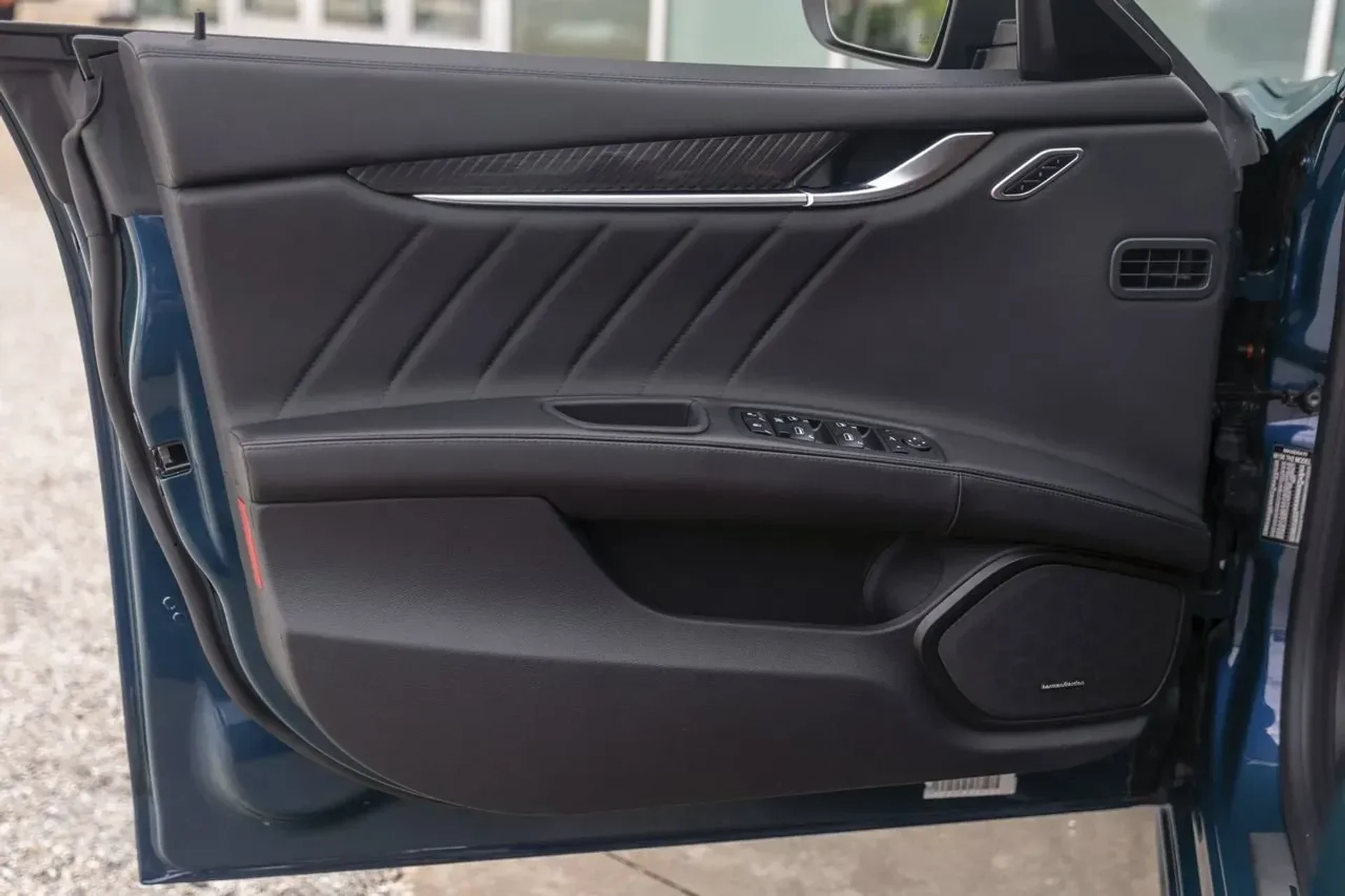 mph044_833209197_fa7d405b08ef42e0b105f1263f7b60f2_7e0d82829e