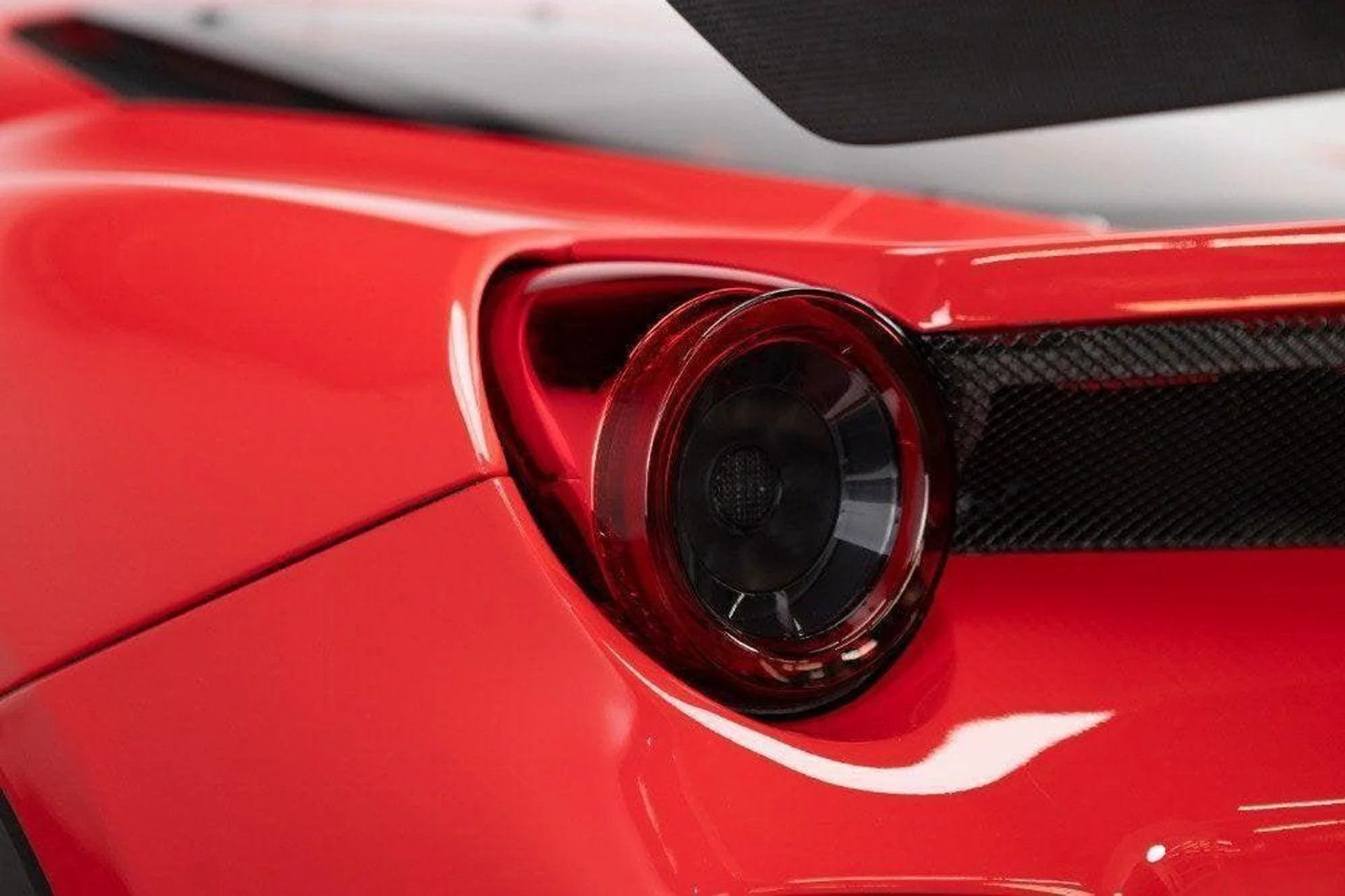 mph044_835925666_Used_2022_Ferrari_488_Challenge_EVO_1777367768_98f544b5db