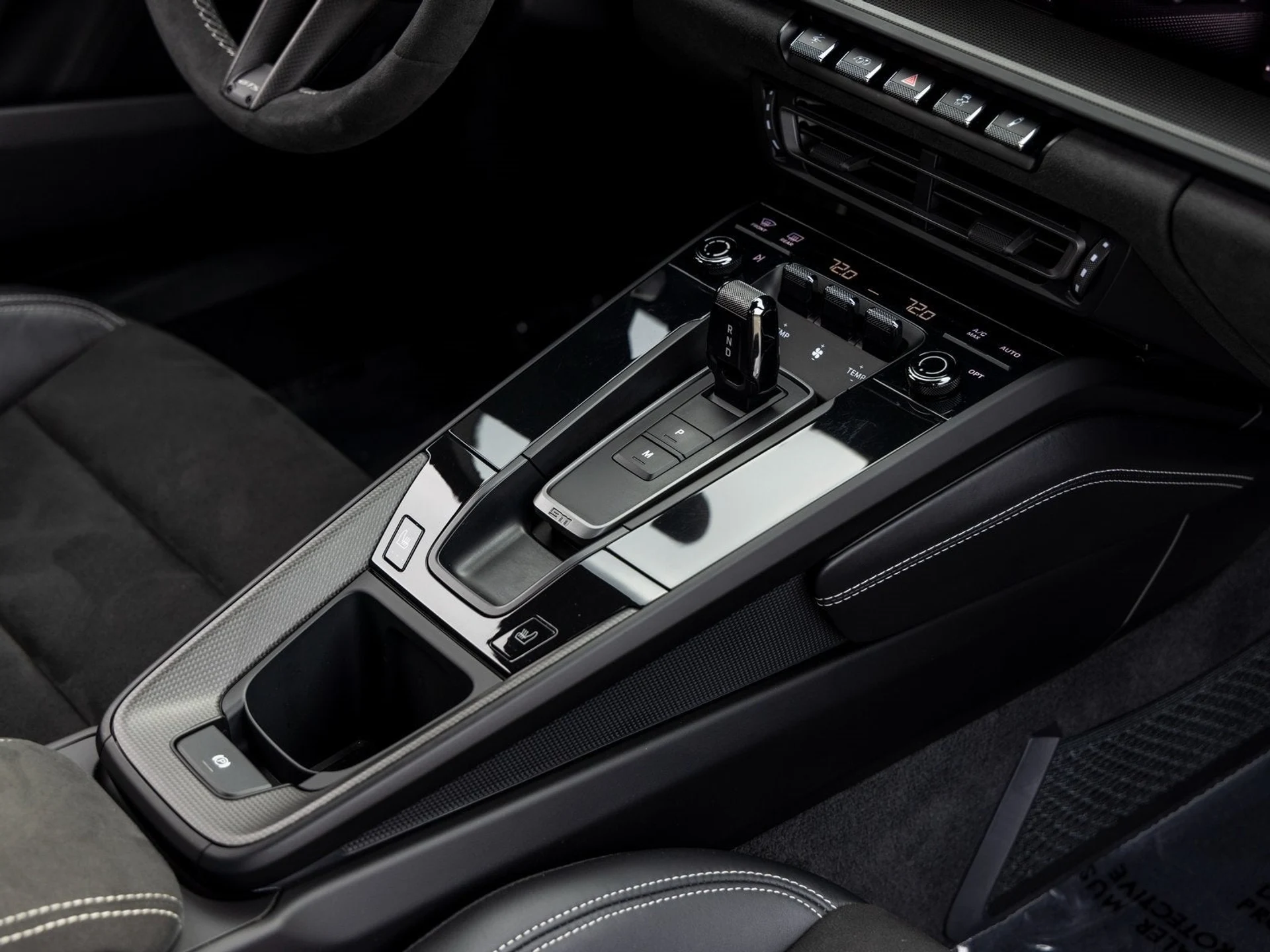 mph044_84682832_45_0397b474d8