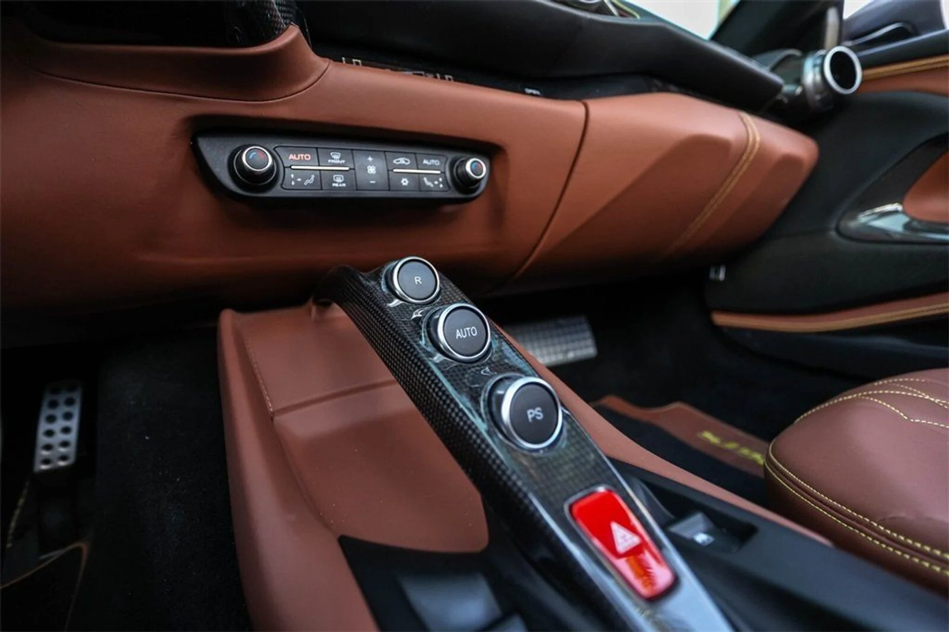 mph044_852504284_aa09a40919d39b493168e8e77c5a74a7_07438f872c