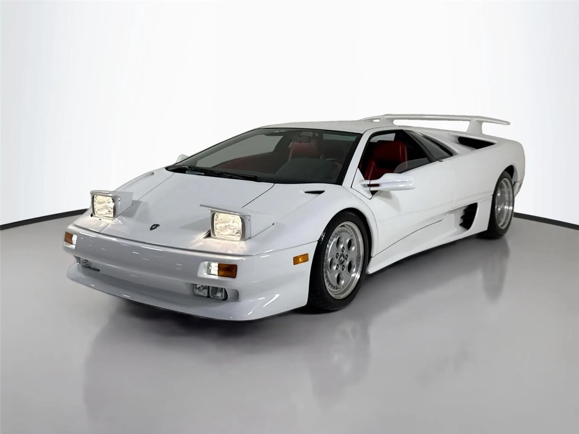 mph044_856947613_d193ed7332f5d09f5525c3f782a47e5a_3677b6b2ca