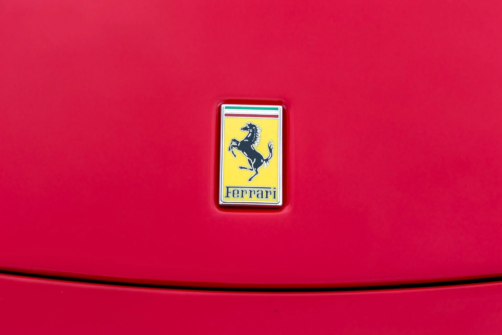 mph044_875537142_Used_2004_Ferrari_360_Spider_6_Speed_Manual_1763151802_fdc054882c