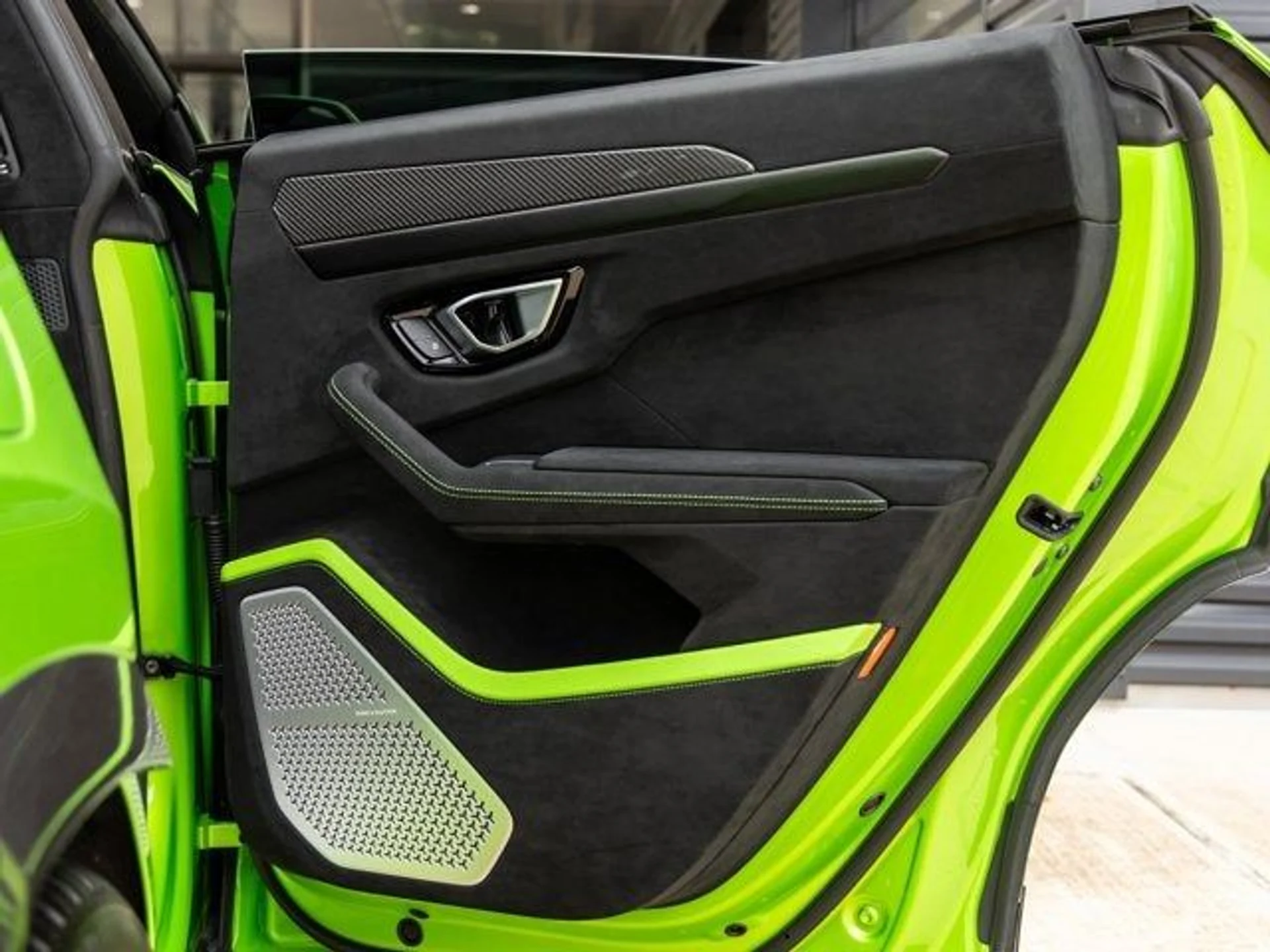 mph044_881681072_45_c1bd71a4c5