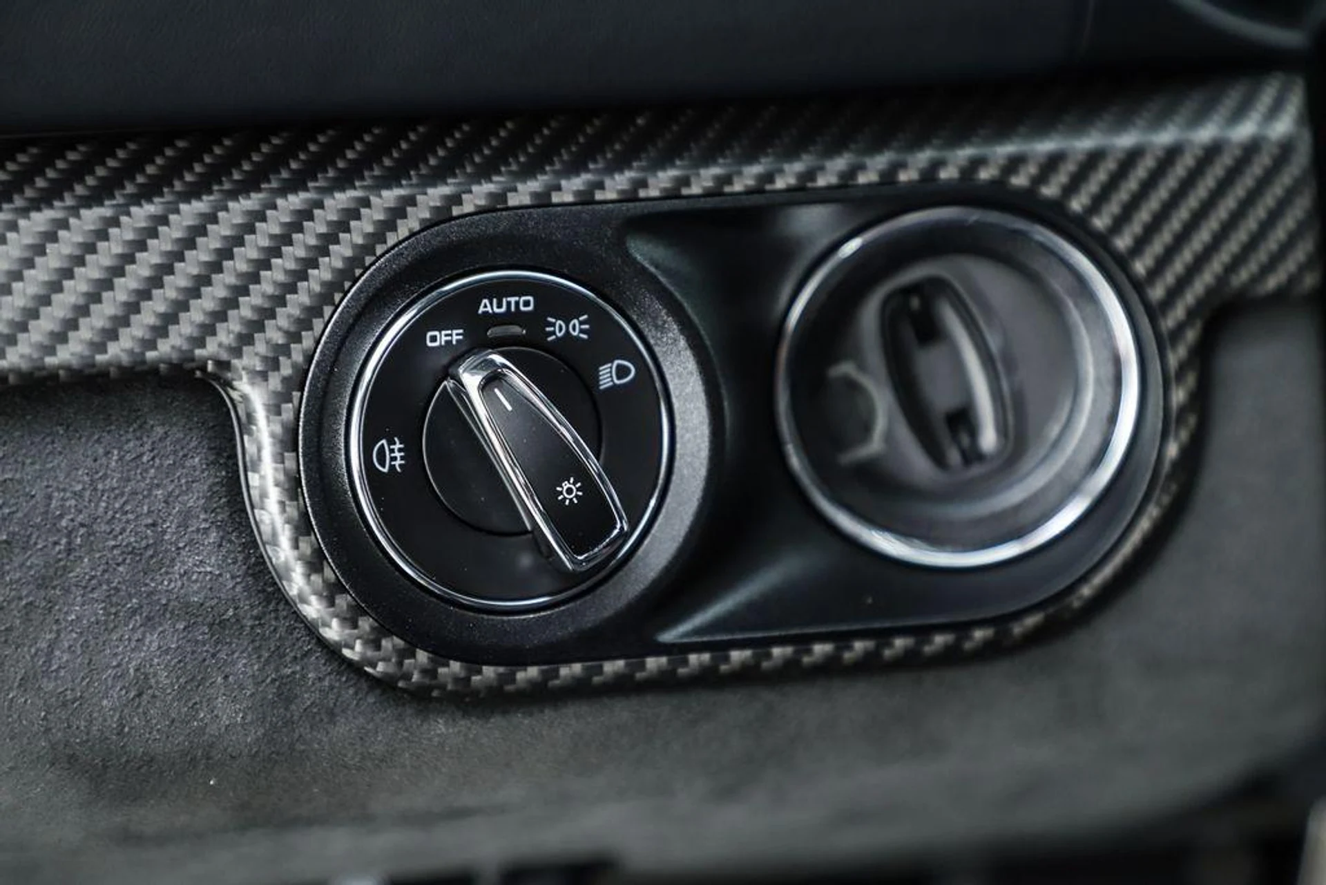 mph044_886970138_IM_1_Alei1ll_Qflb_Zuc_Iy_Re_VLBM_8_eeef6f22dc