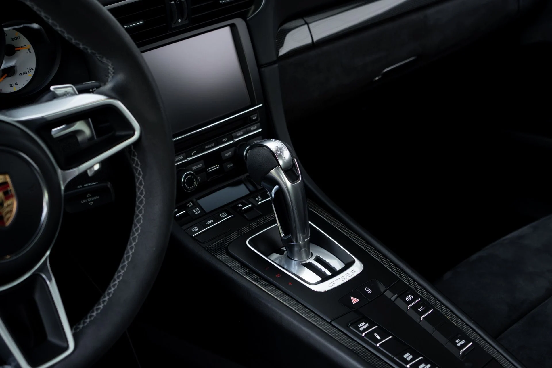 mph044_895451677_Used_2016_Porsche_911_GT_3_RS_1761756649_8a76d1b9c0