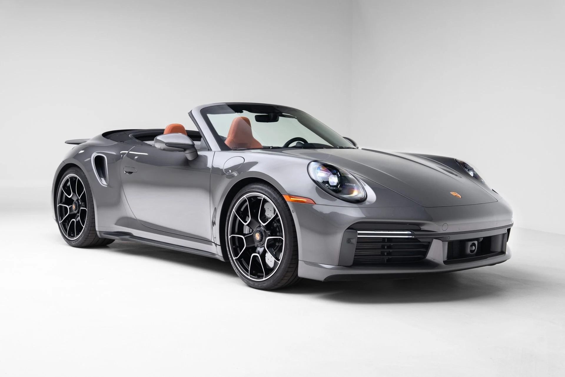 mph044_907461577_Used_2024_Porsche_911_Turbo_S_1770940586_d31501989d