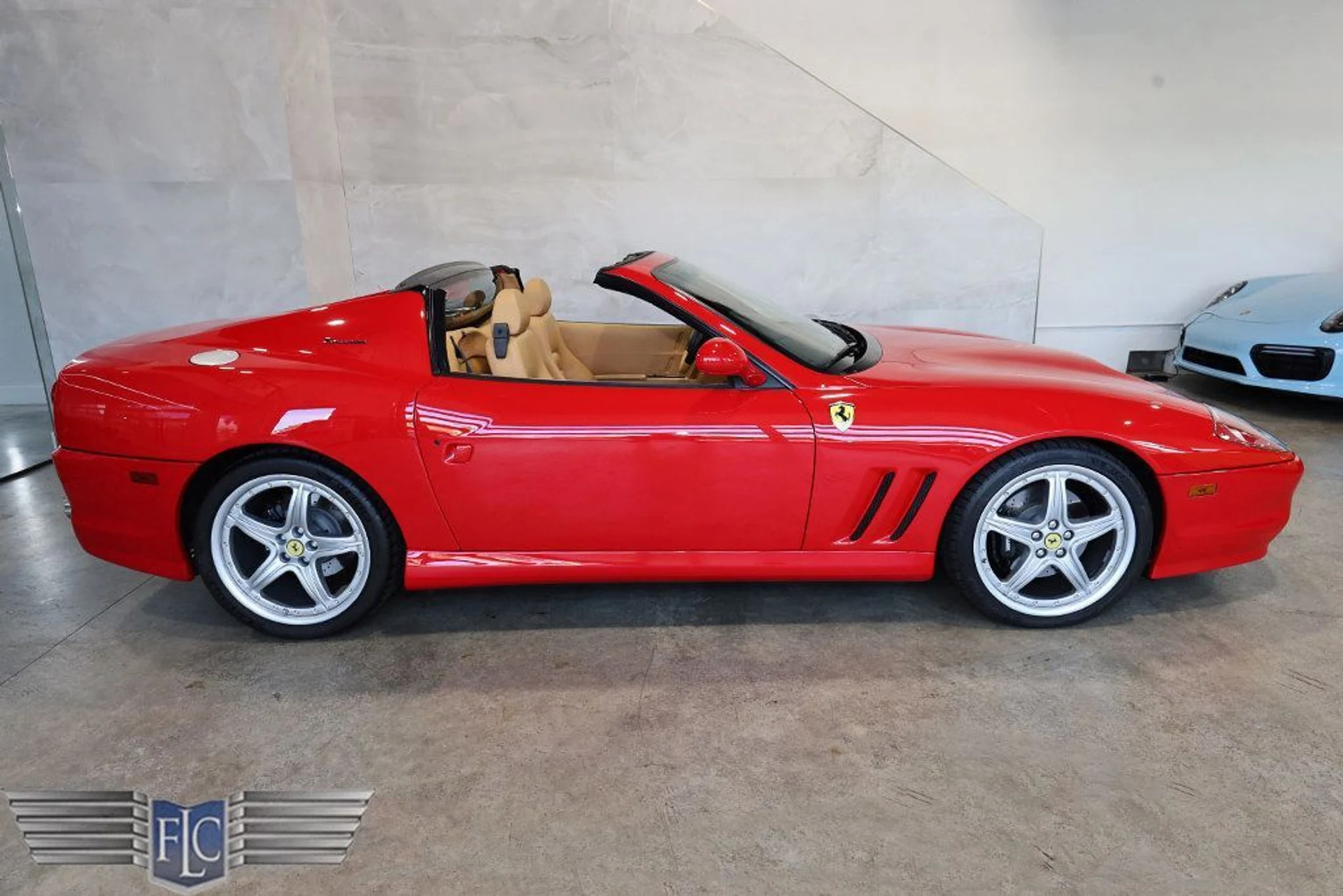 mph044_912935305_used_2005_ferrari_575_superamerica_9689_22963102_45_1024_ee8d7e6ec0