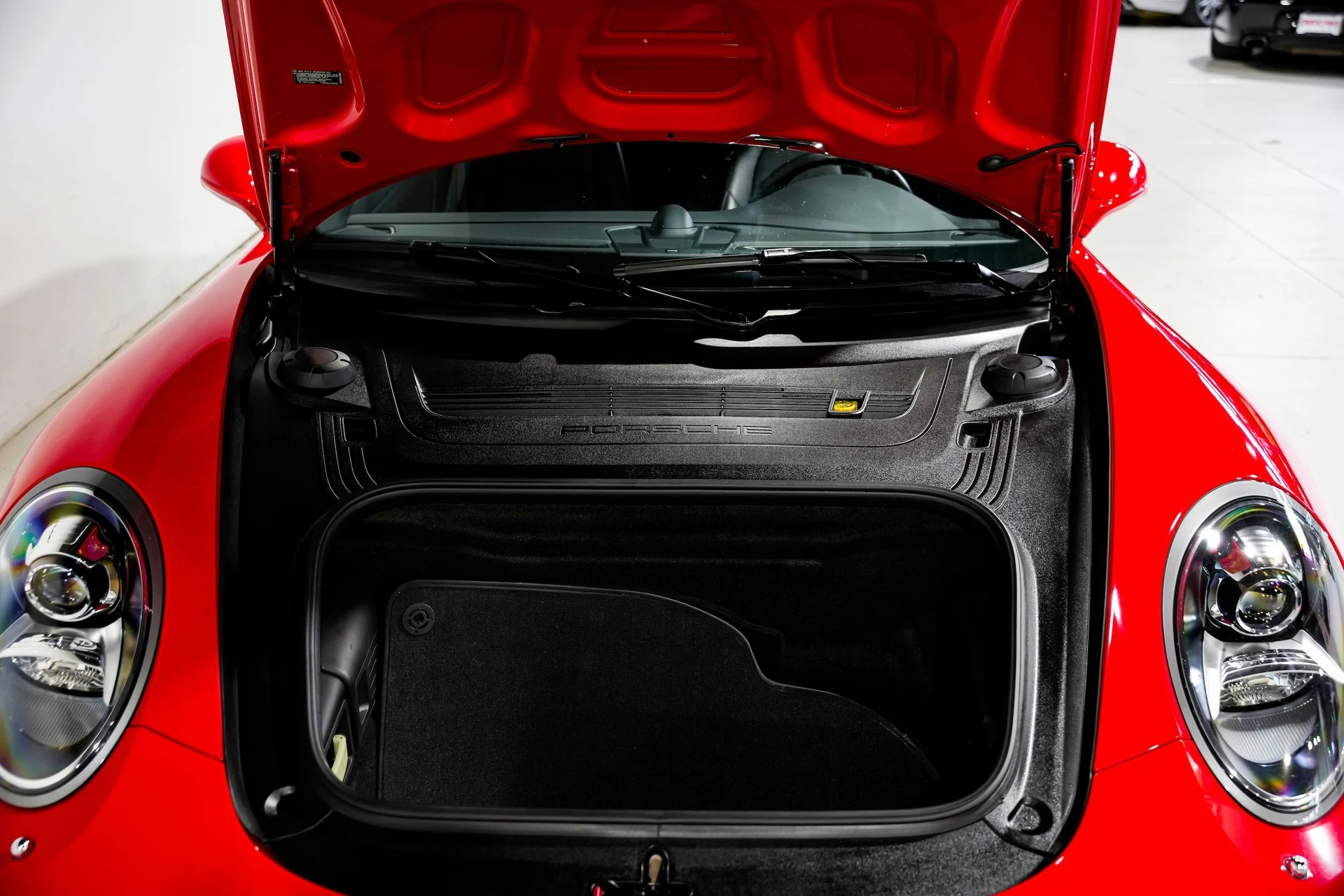 mph044_928740550_f793e41cced46e9ad871113d23640759x_e0432bda8a