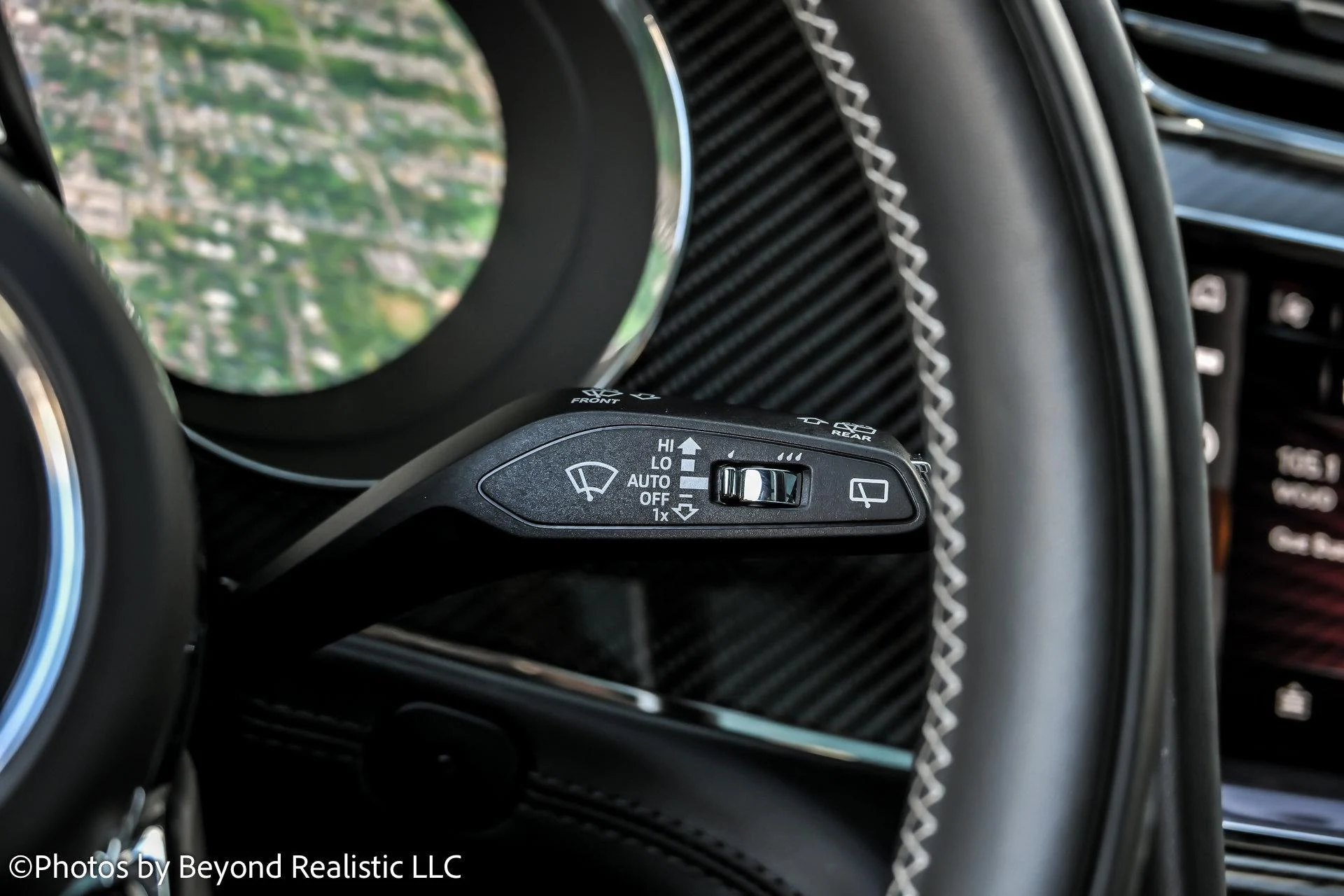 mph044_93023093_Used_2021_Bentley_Bentayga_V8_First_Edition_1762852468_9f0803d652